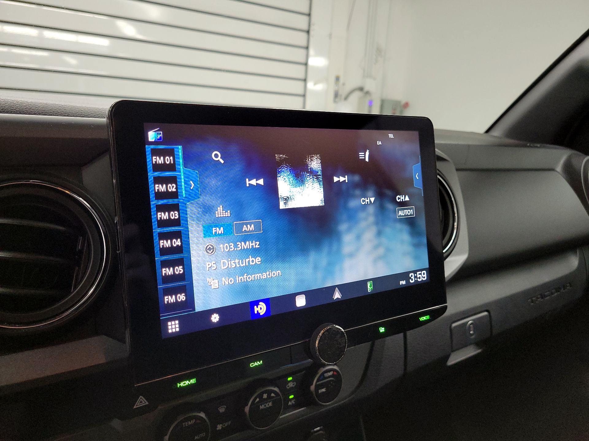 Thumbnail: 2021 Toyota Tacoma - 15