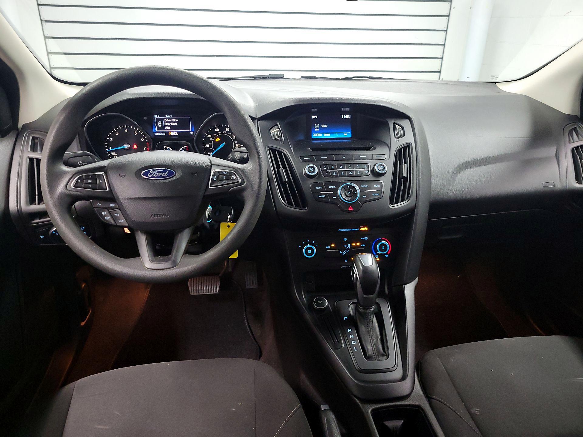 Thumbnail: 2016 Ford Focus - 9