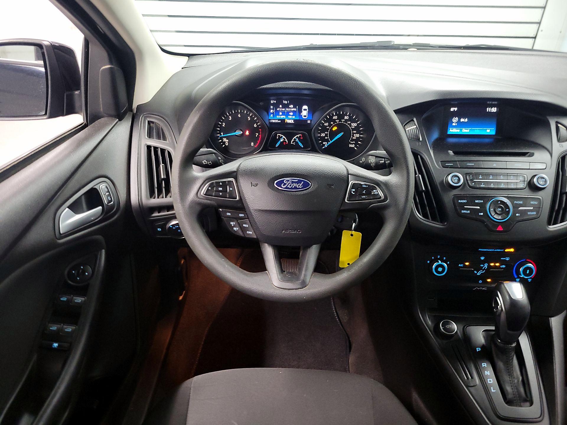 Thumbnail: 2016 Ford Focus - 10