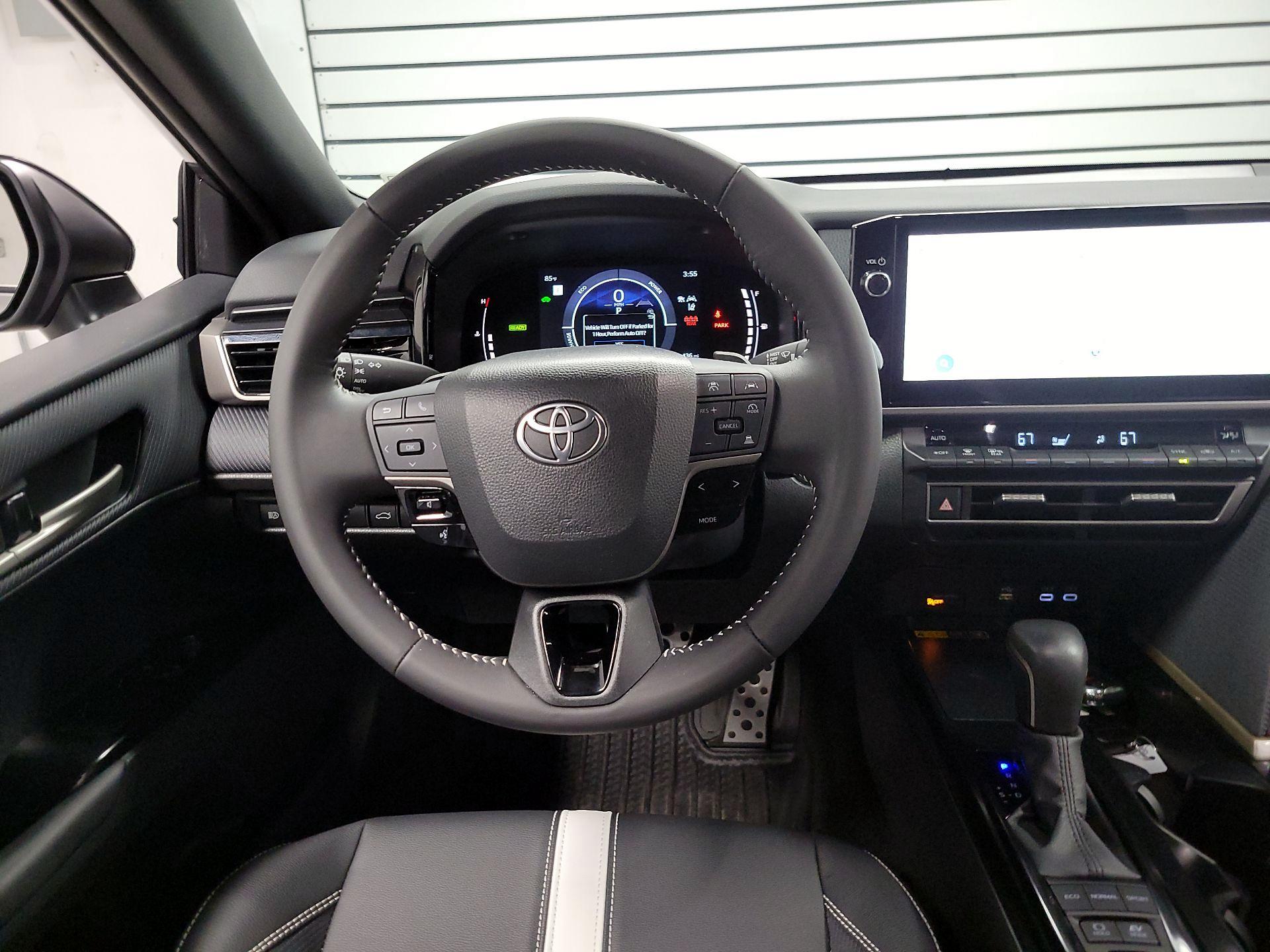 Thumbnail: 2025 Toyota Camry - 10