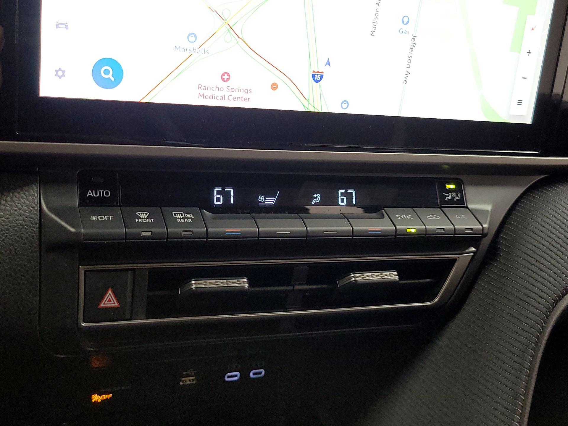 Thumbnail: 2025 Toyota Camry - 15