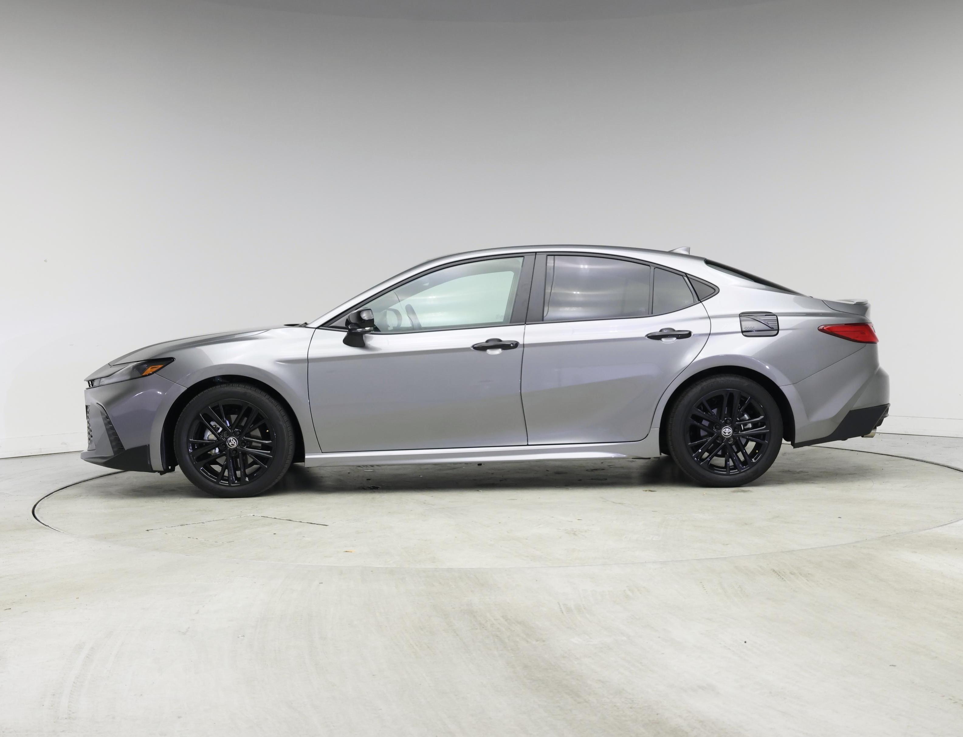 Thumbnail: 2025 Toyota Camry - 3