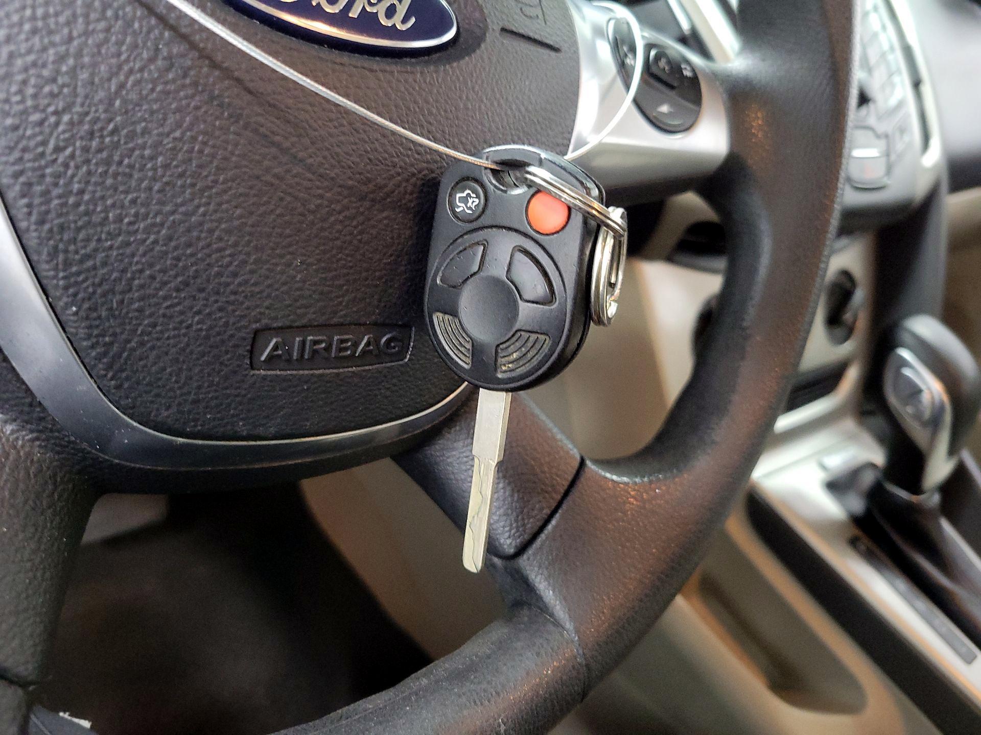 Thumbnail: 2014 Ford Focus - 19