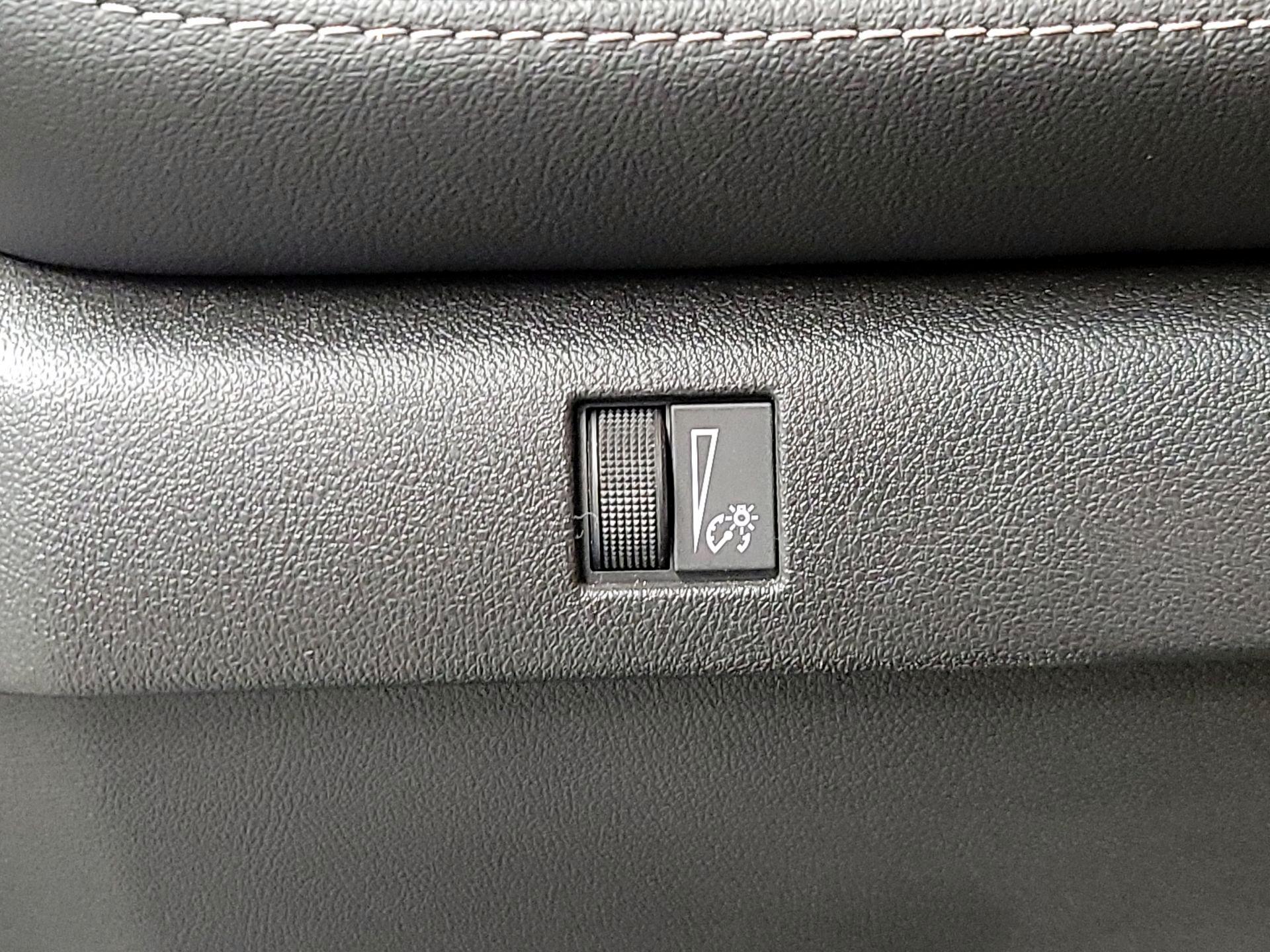 Thumbnail: 2024 Chevrolet Colorado - 13