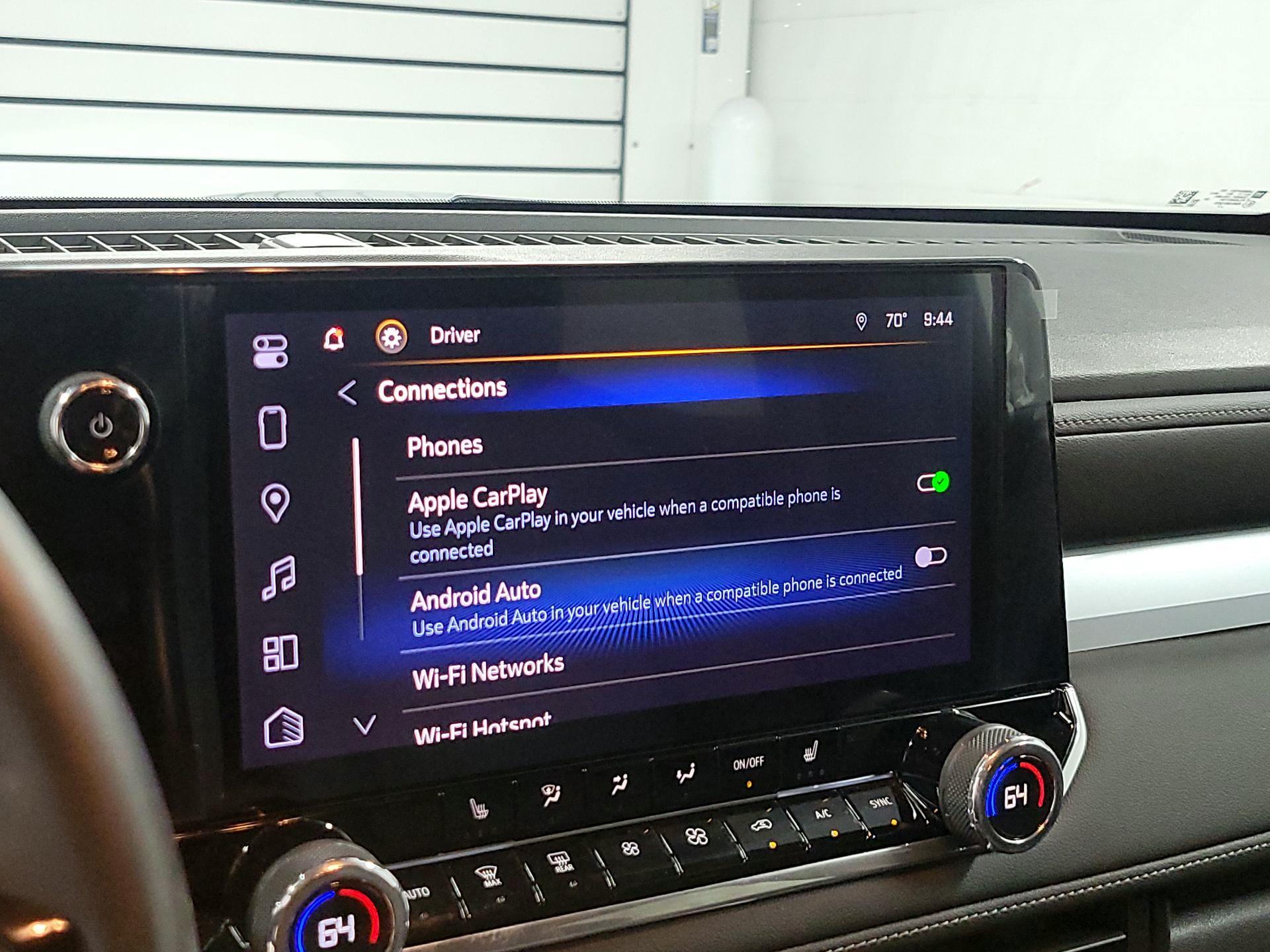 Thumbnail: 2024 Chevrolet Colorado - 15