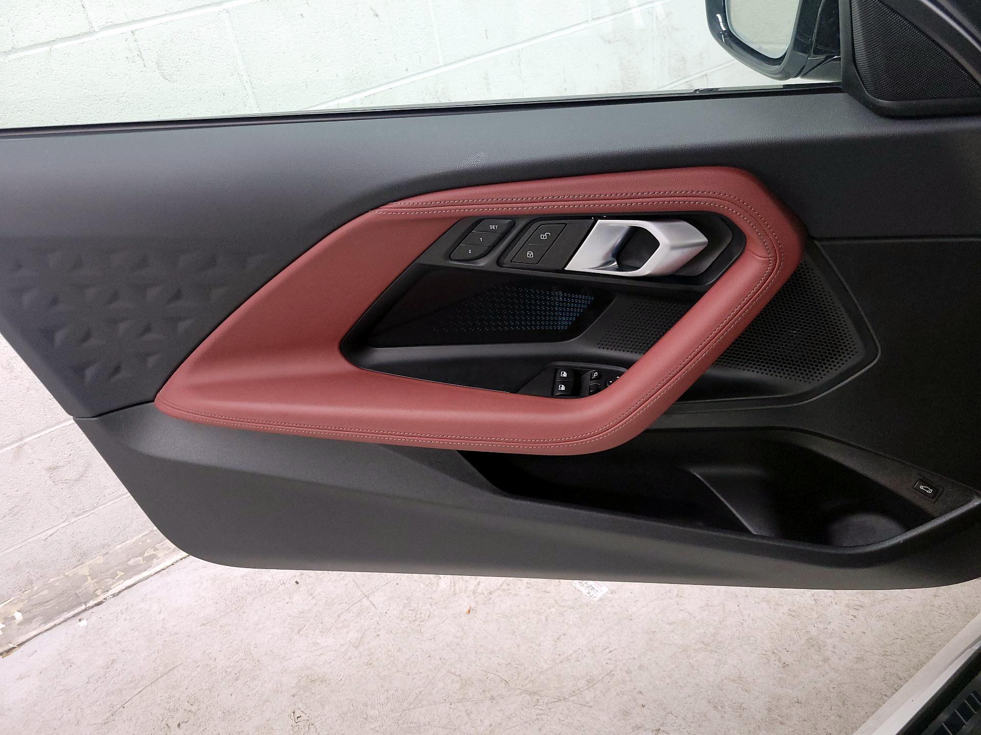 Thumbnail: 2025 BMW 2 Series - 12