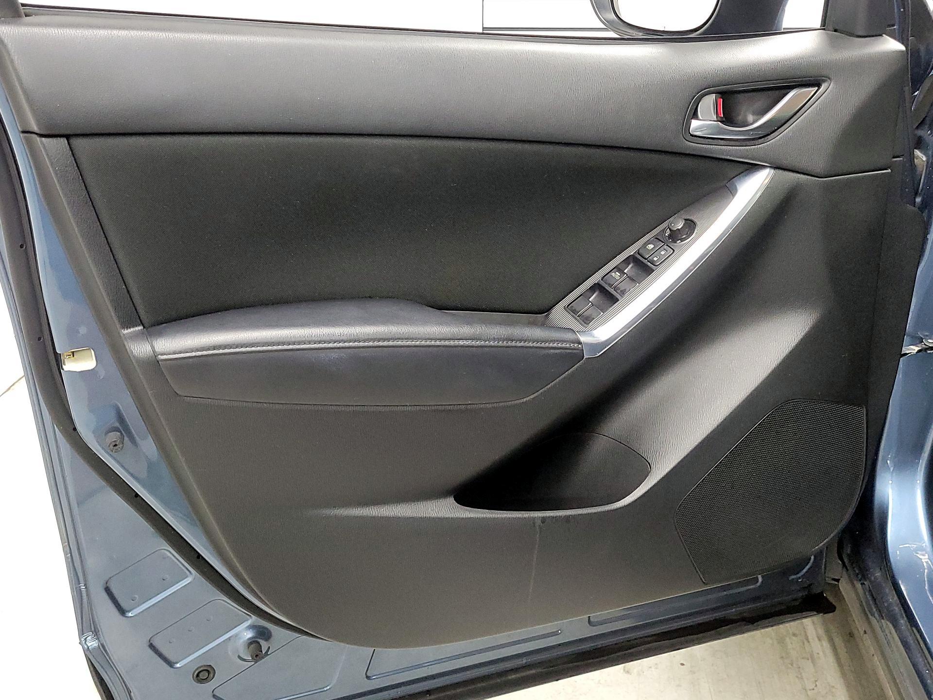 Thumbnail: 2015 Mazda CX-5 - 12