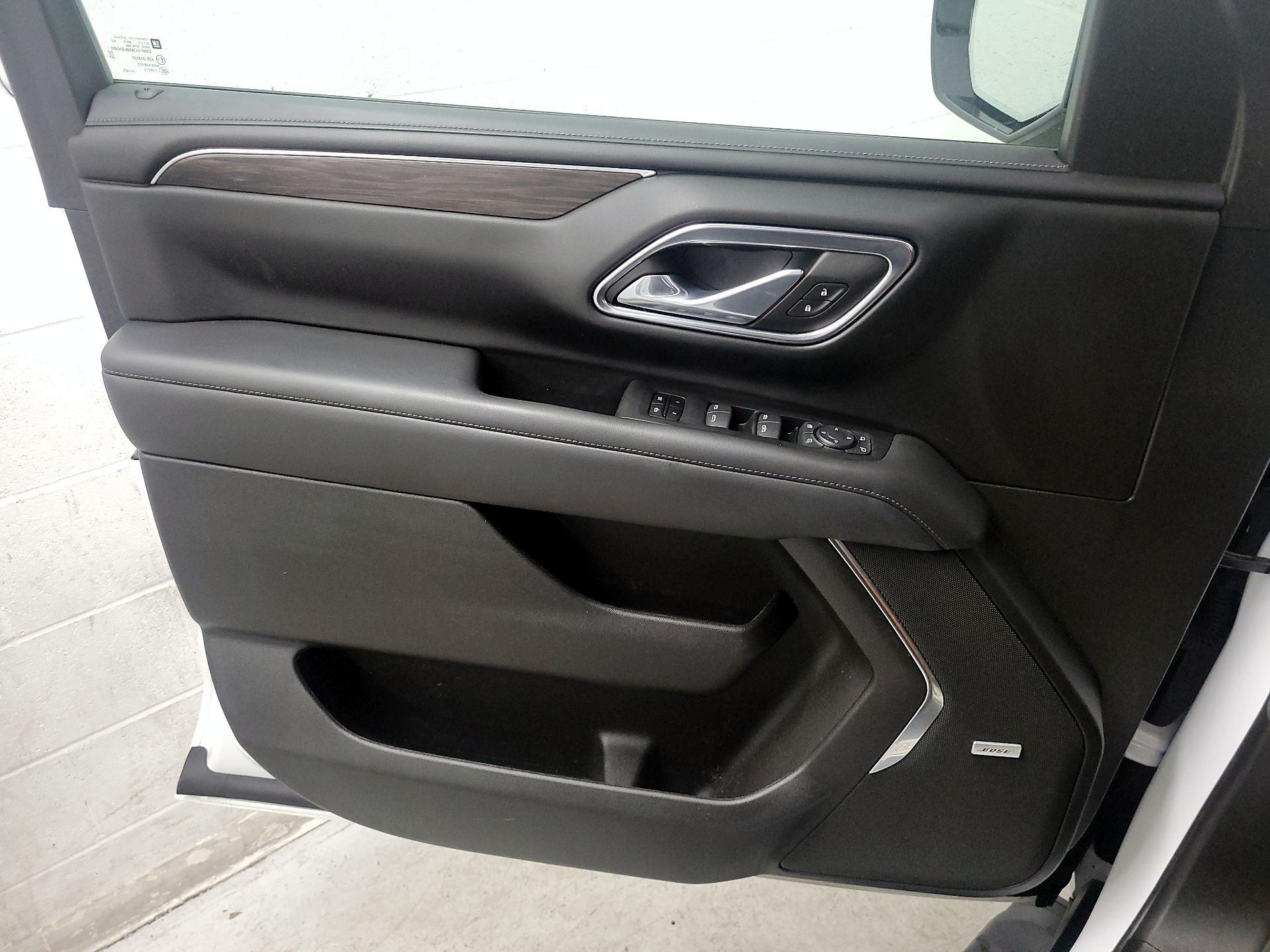 Thumbnail: 2023 Chevrolet Tahoe - 12