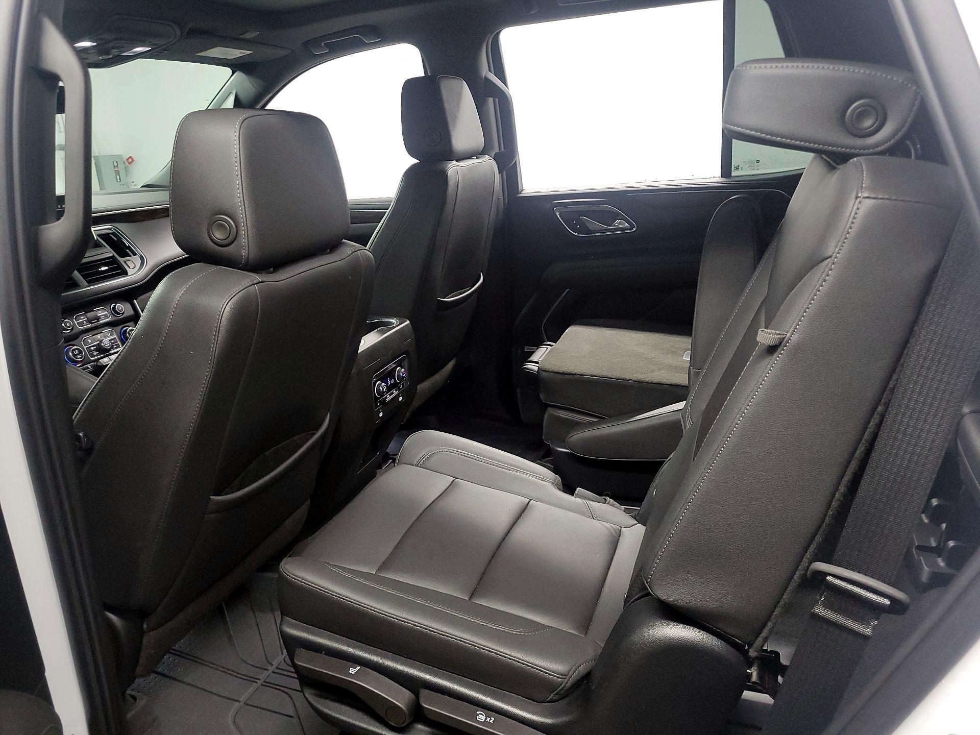 Thumbnail: 2023 Chevrolet Tahoe - 17