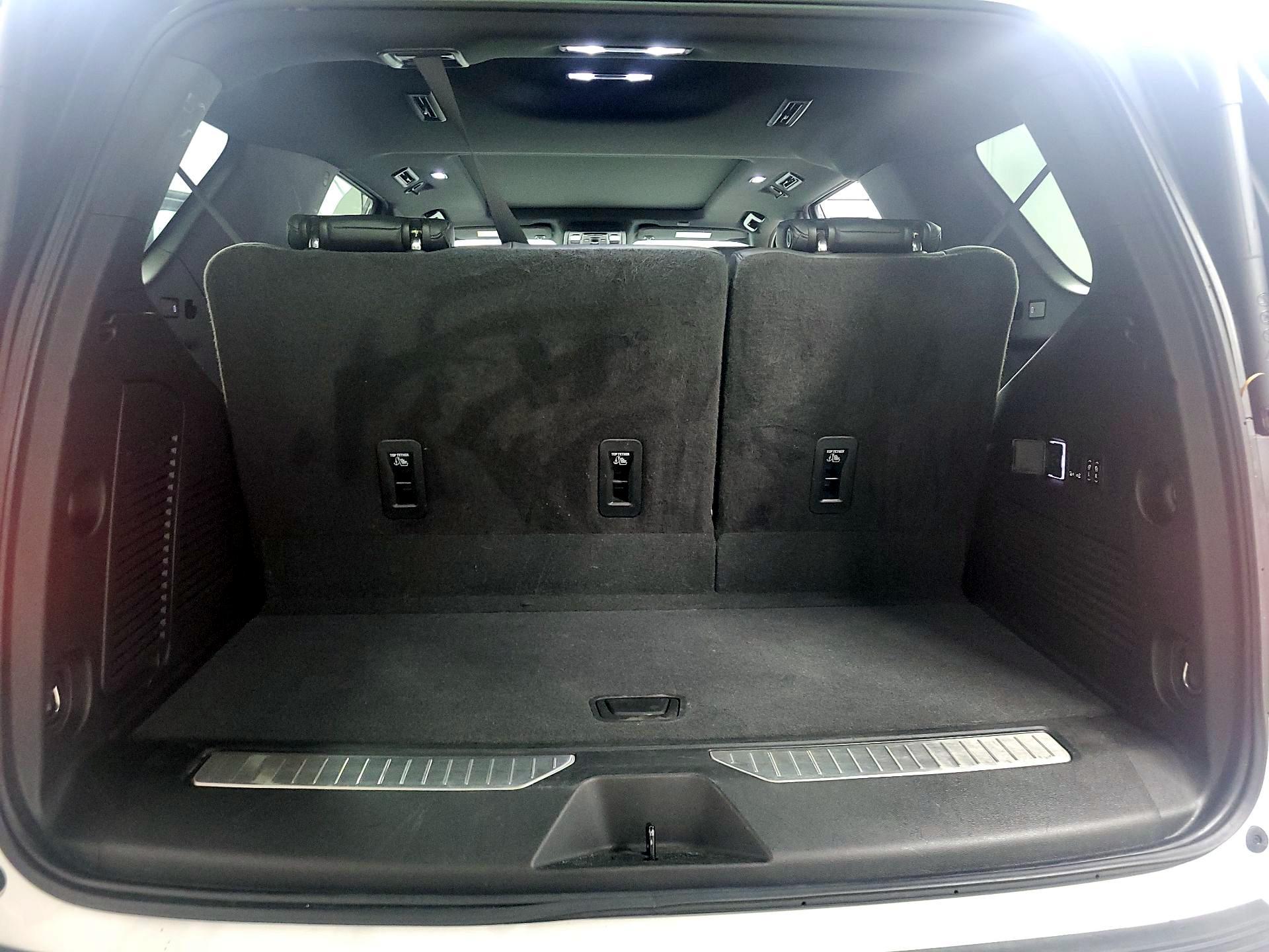 Thumbnail: 2023 Chevrolet Tahoe - 18