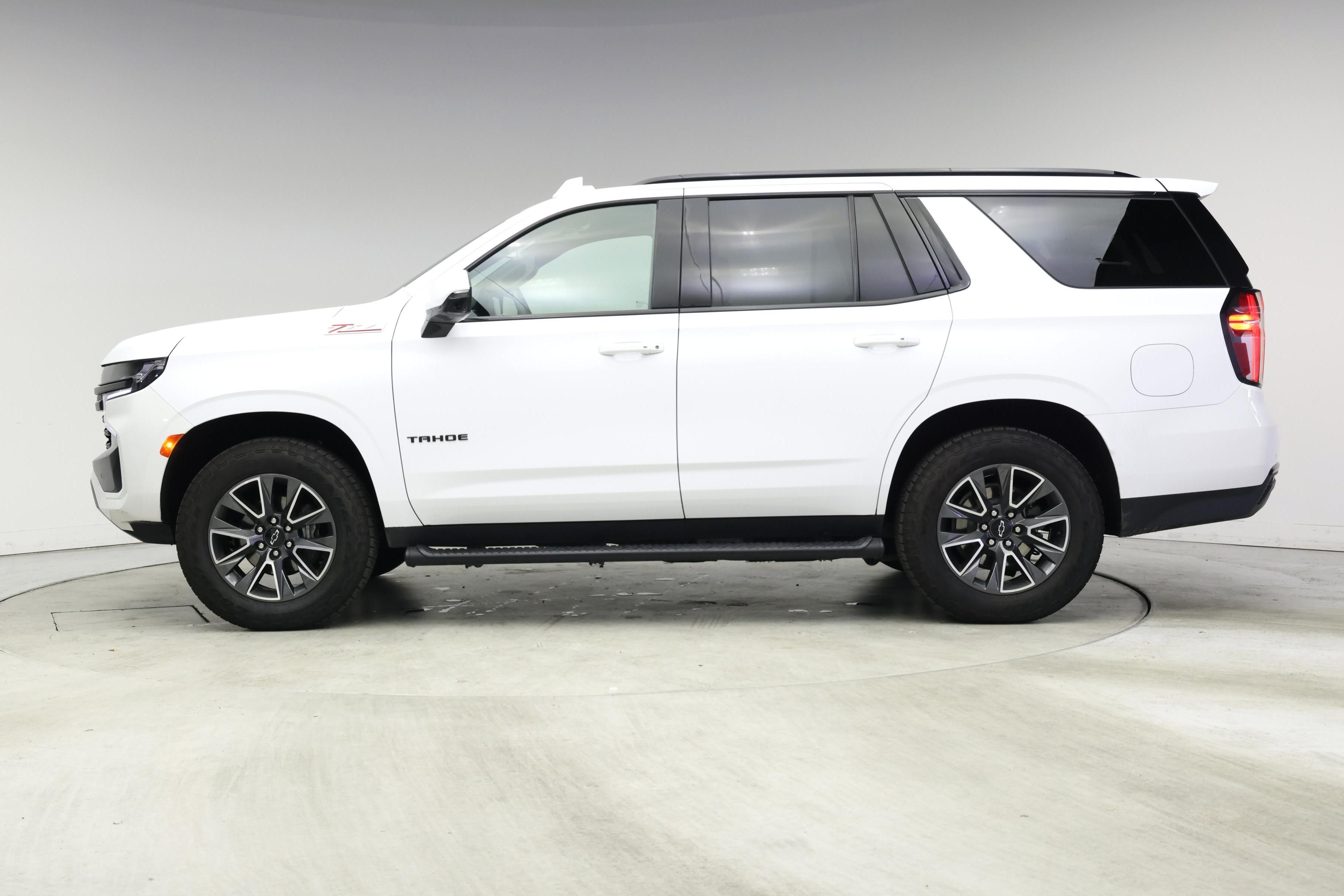 Thumbnail: 2023 Chevrolet Tahoe - 3