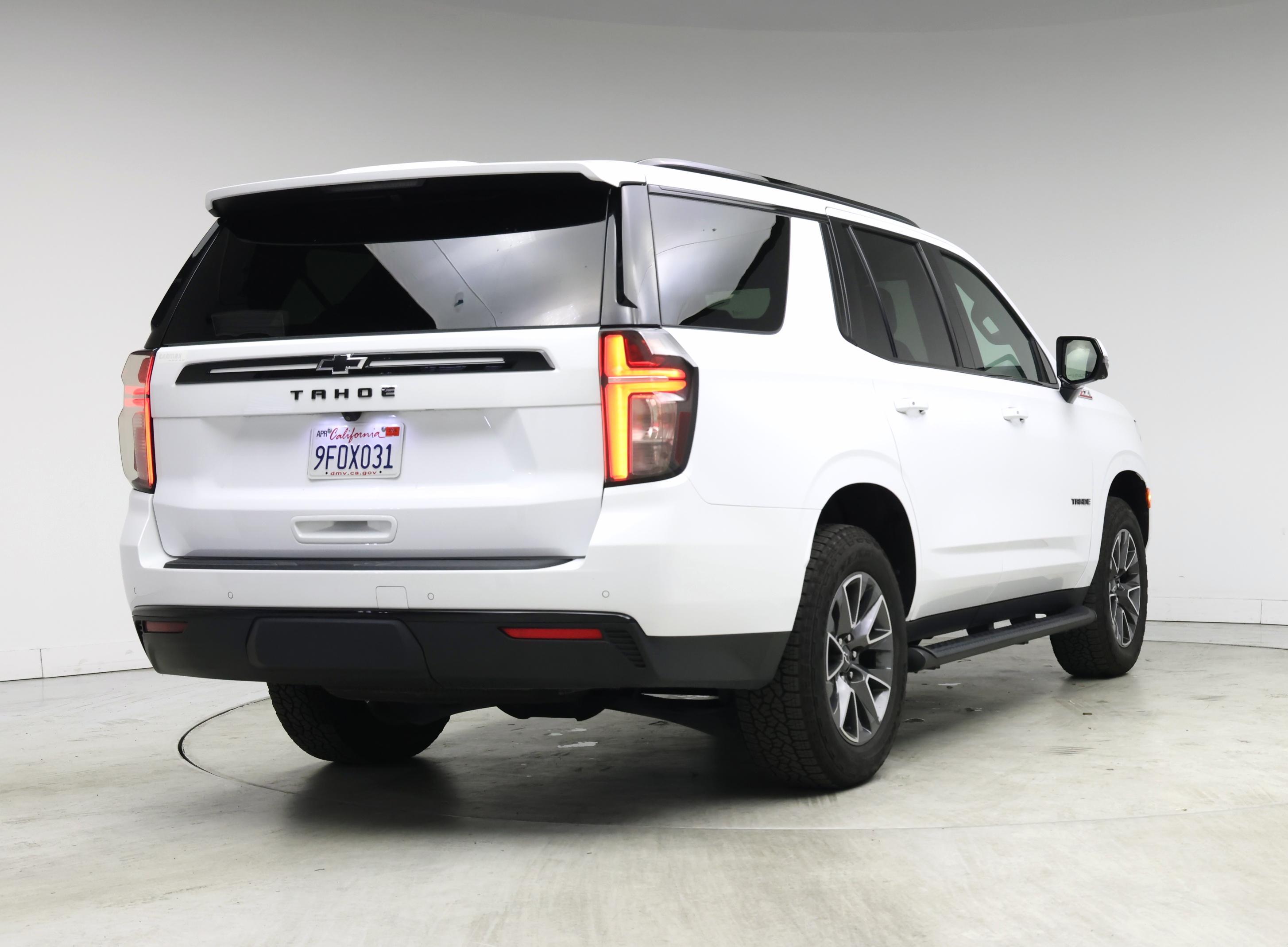 Thumbnail: 2023 Chevrolet Tahoe - 8