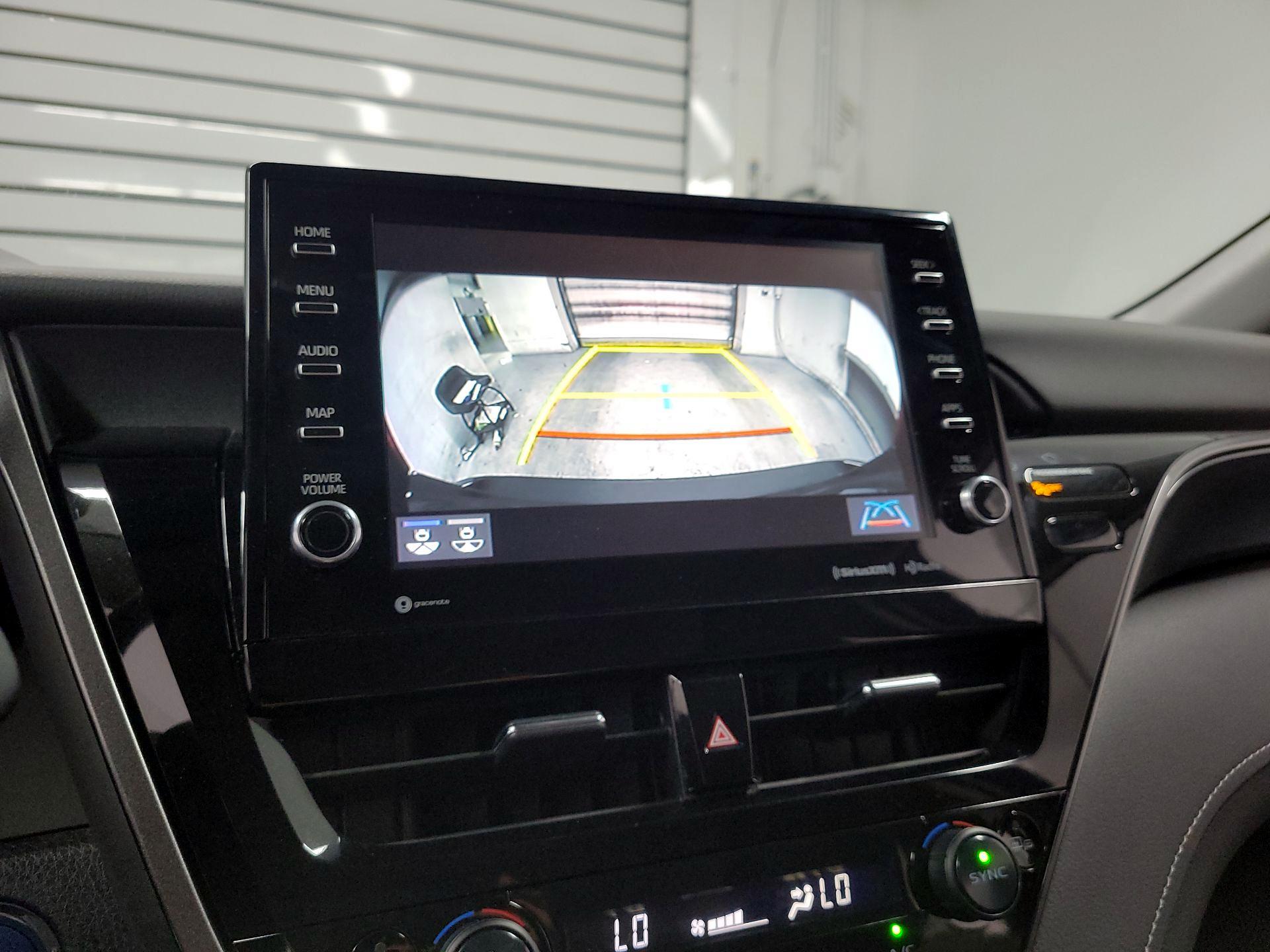 Thumbnail: 2022 Toyota Camry - 14