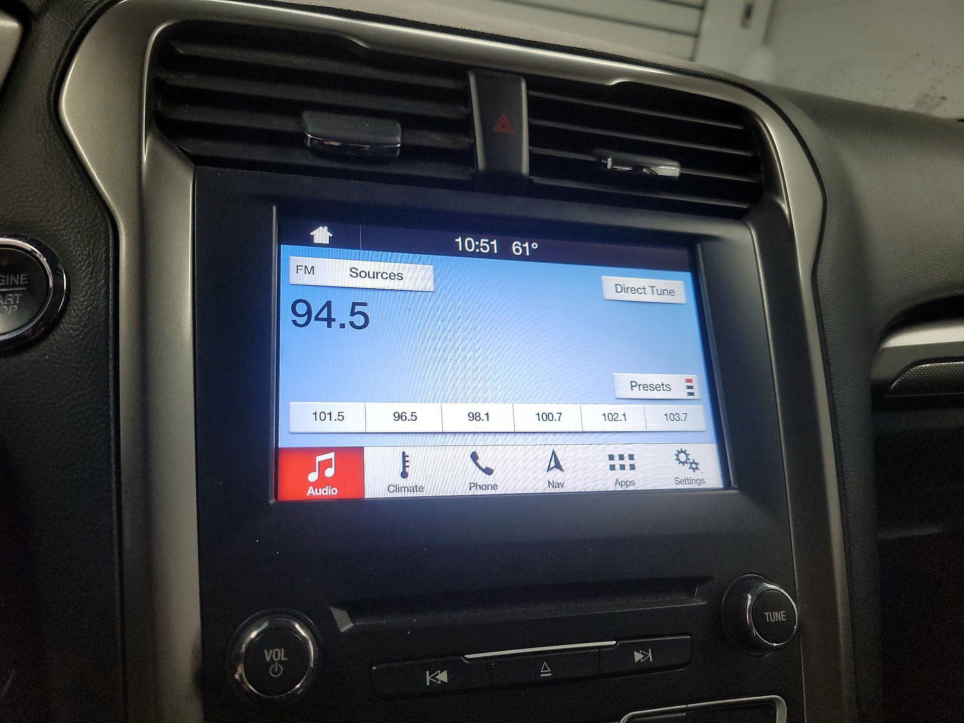 Thumbnail: 2017 Ford Fusion - 16