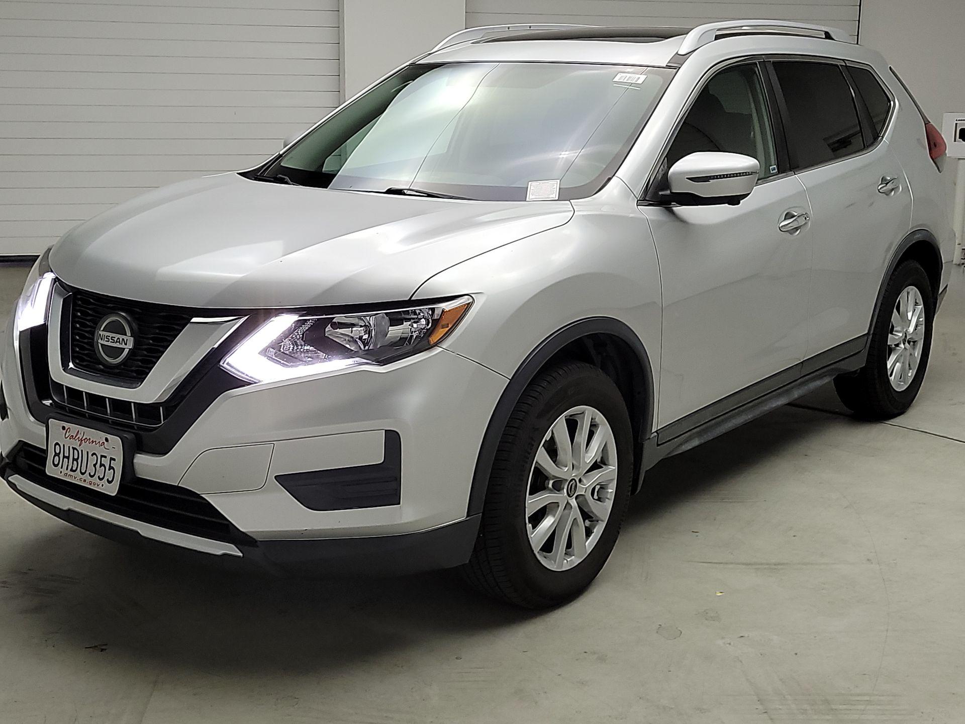 Thumbnail: 2018 Nissan Rogue - 3