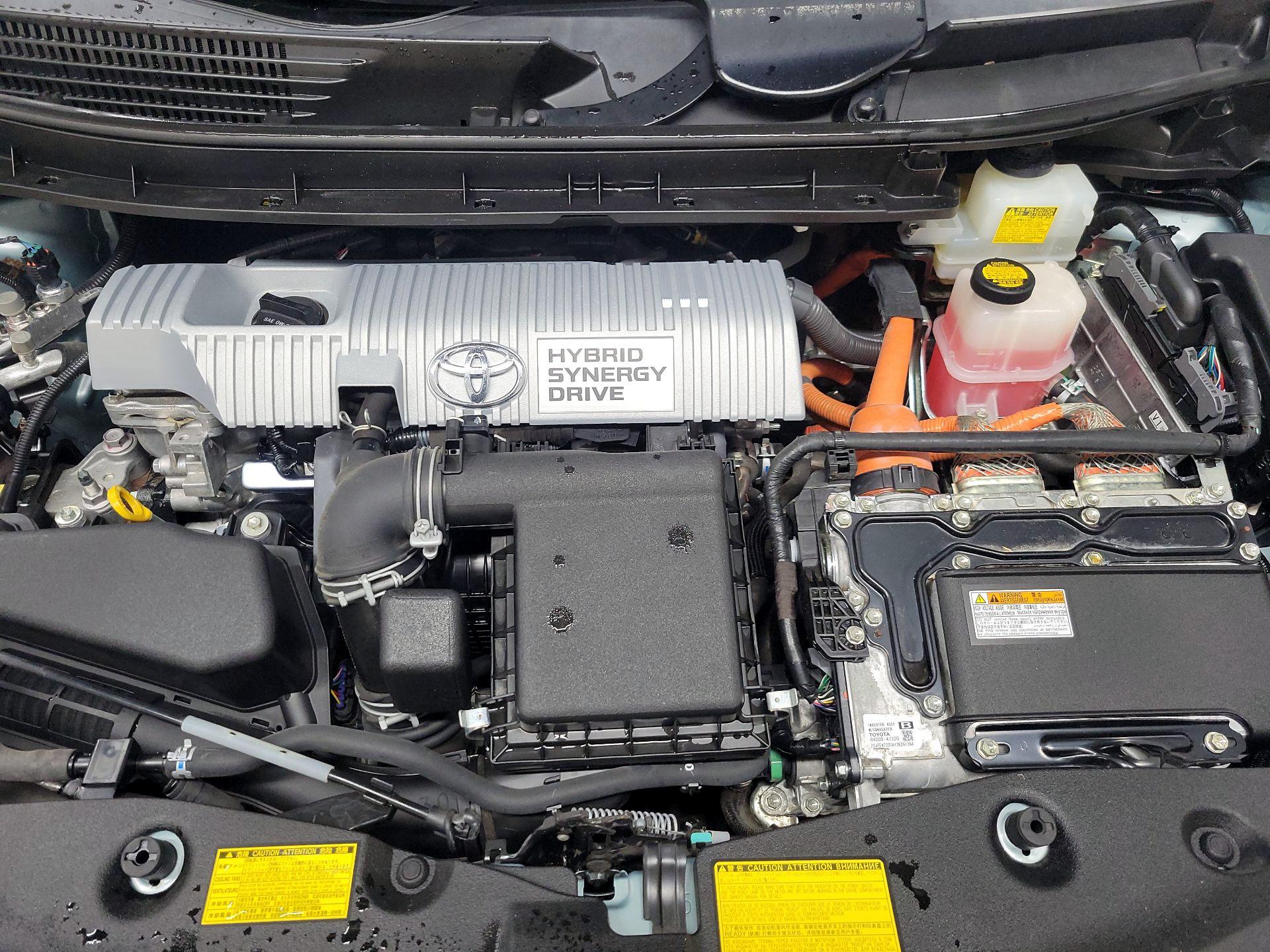 Thumbnail: 2014 Toyota Prius v - 19