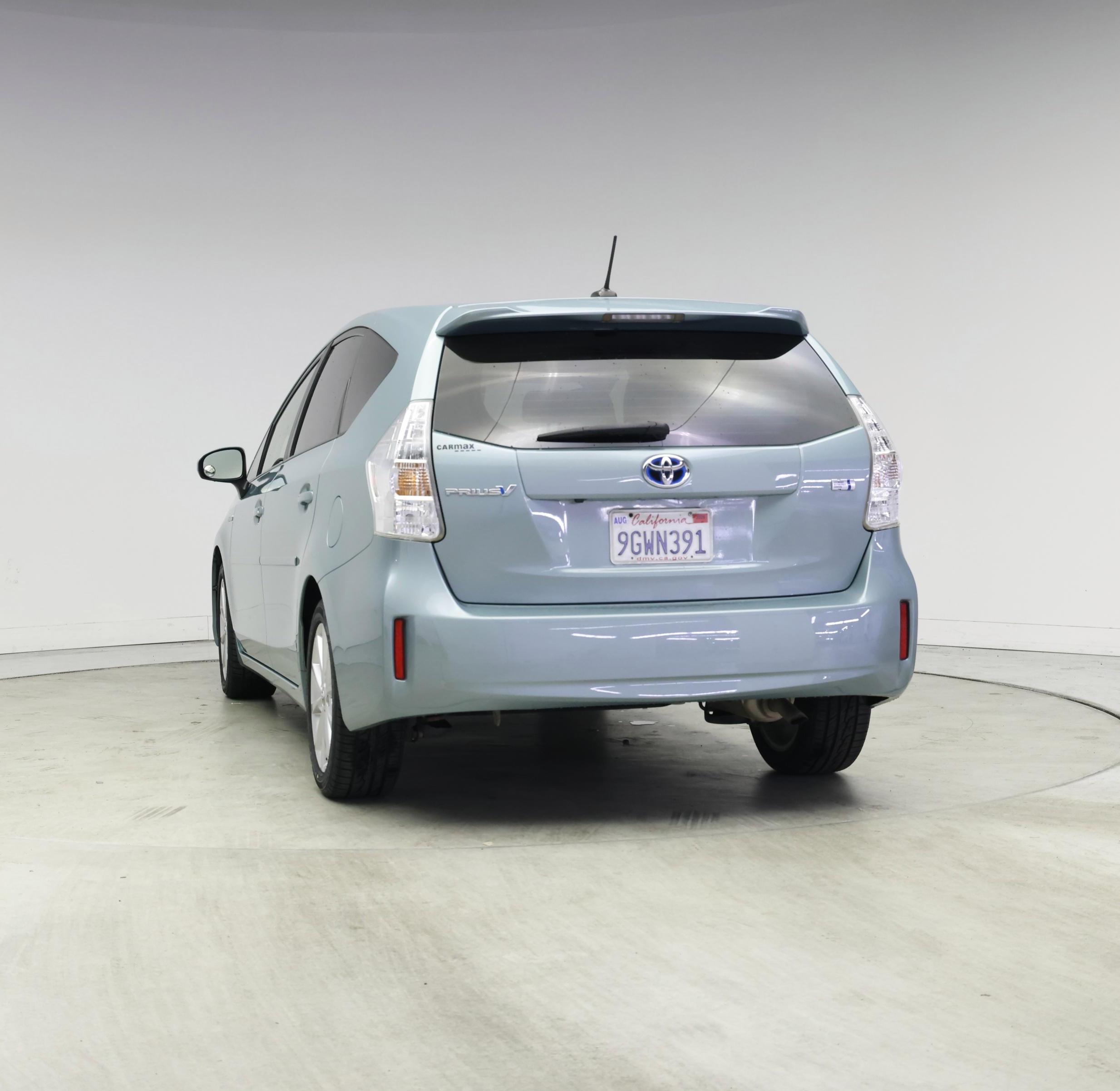 Thumbnail: 2014 Toyota Prius v - 6