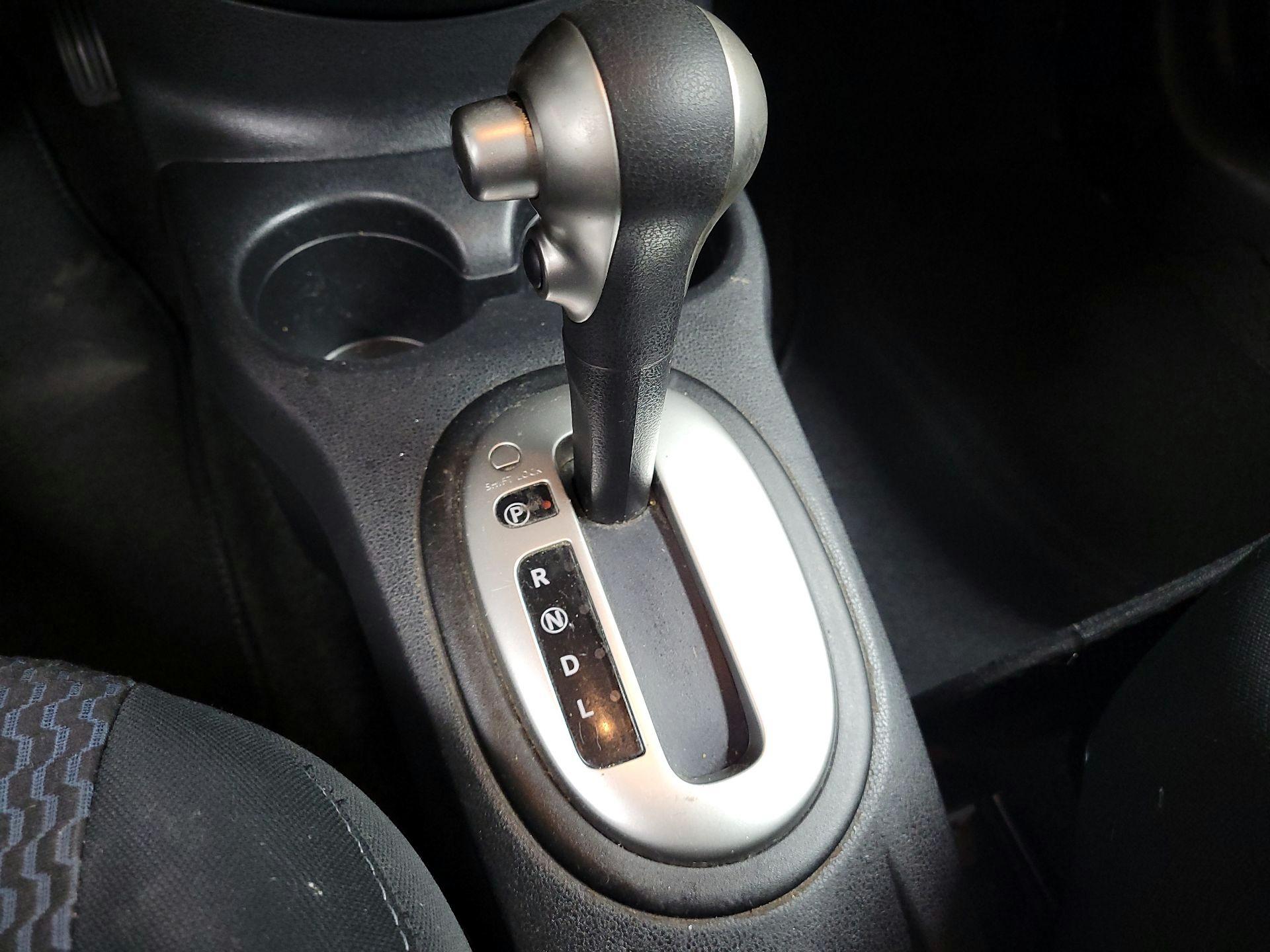 Thumbnail: 2014 Nissan Versa Note - 15