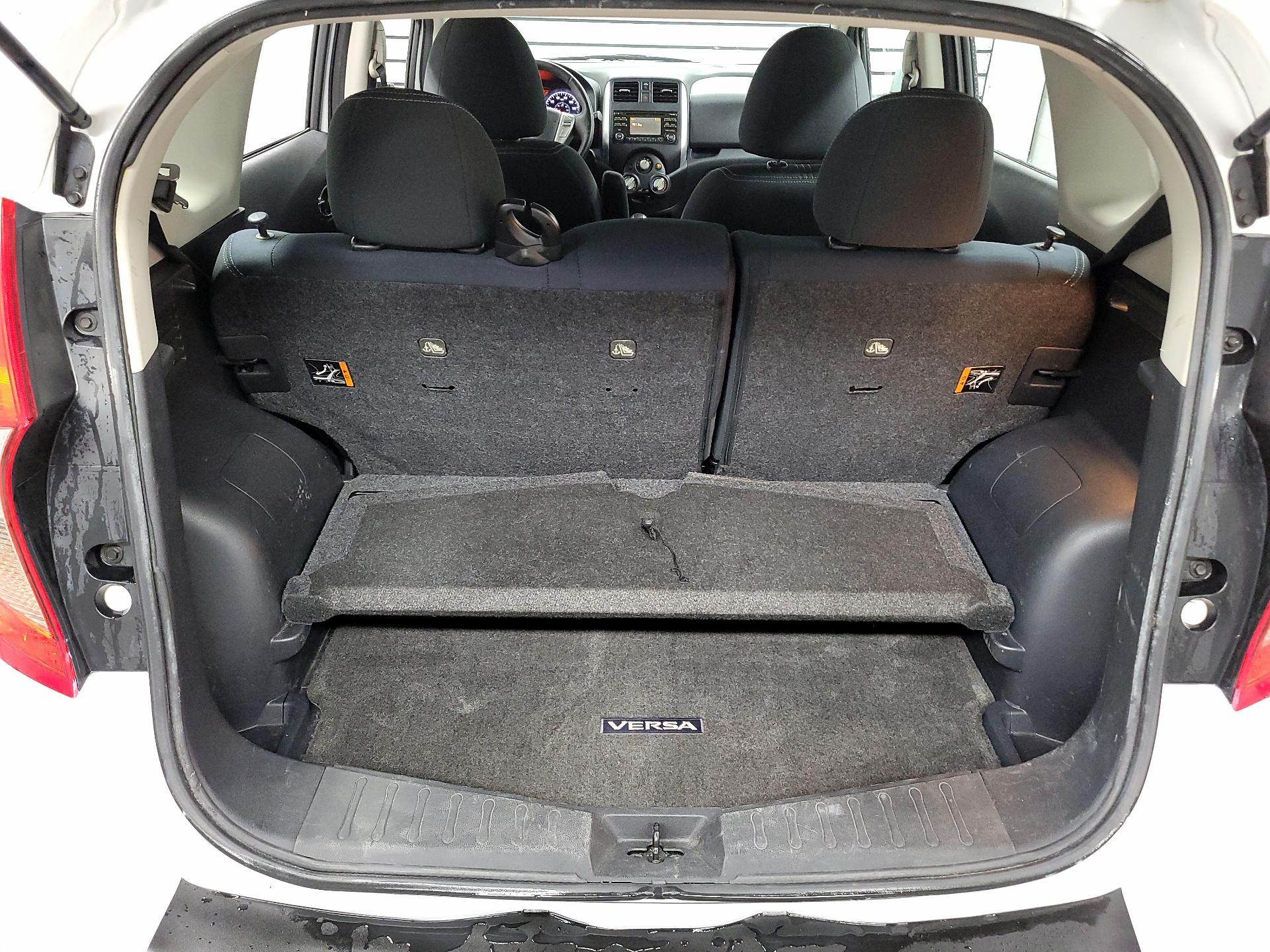 Thumbnail: 2014 Nissan Versa Note - 17