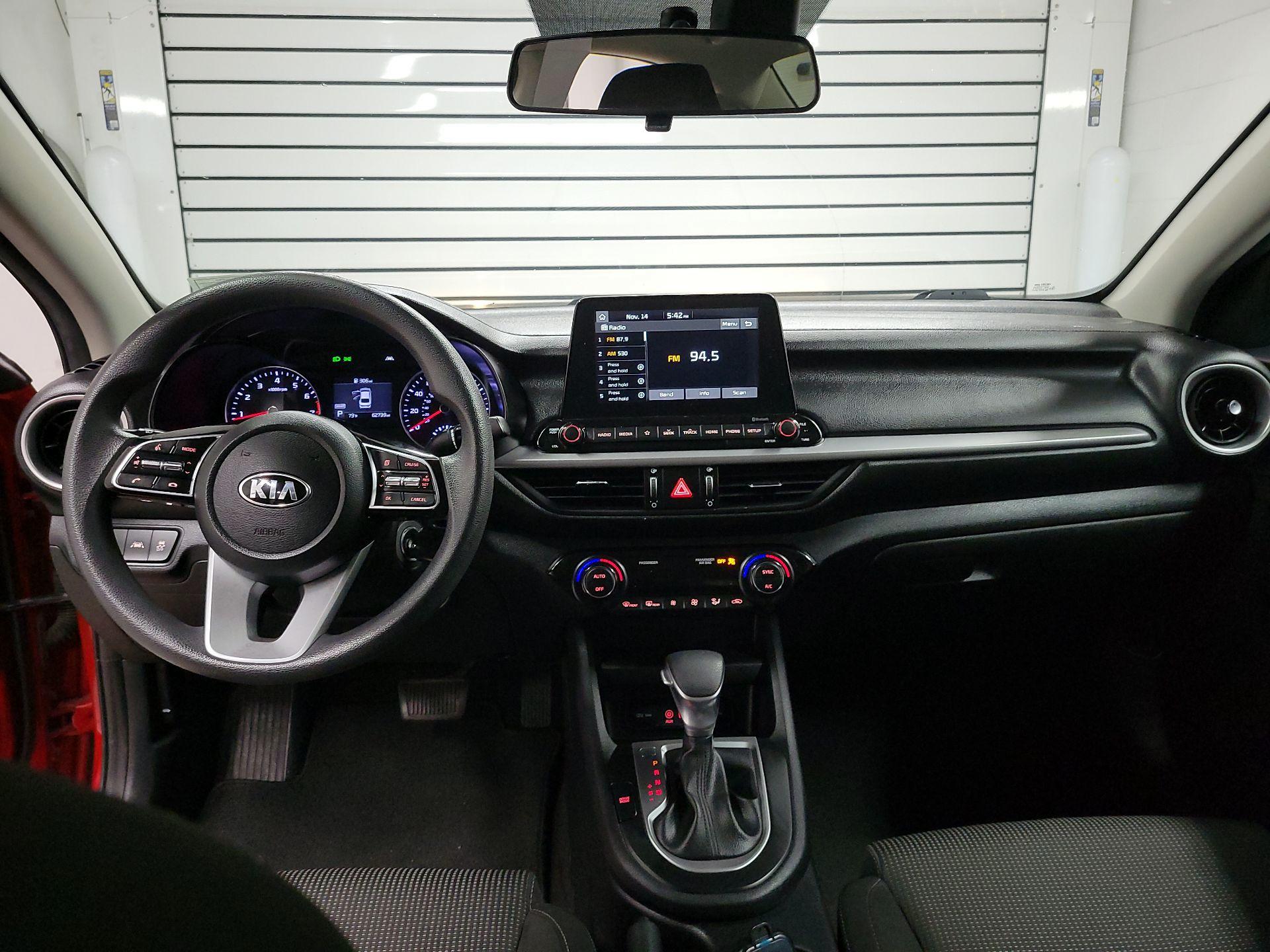 Thumbnail: 2019 Kia Forte - 9