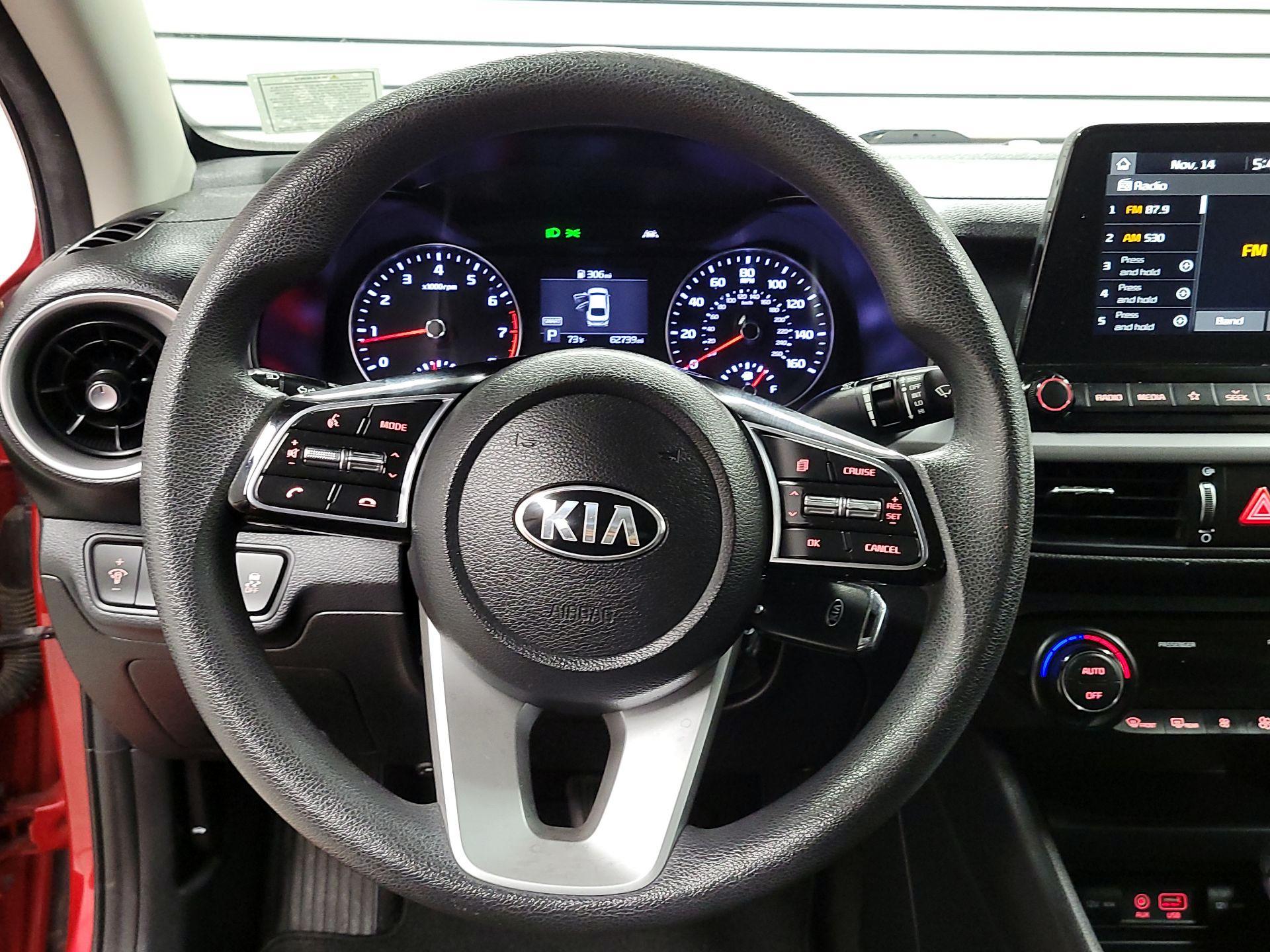 Thumbnail: 2019 Kia Forte - 10