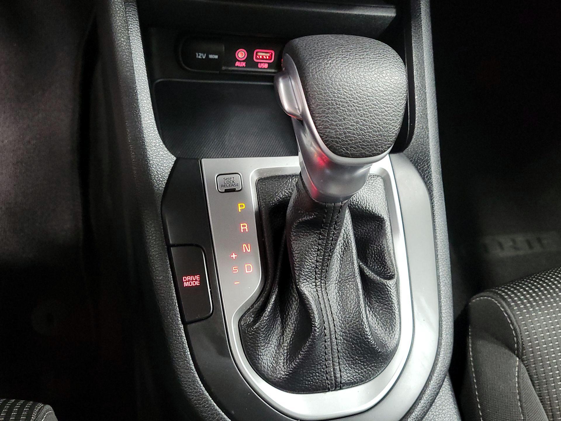 Thumbnail: 2019 Kia Forte - 17