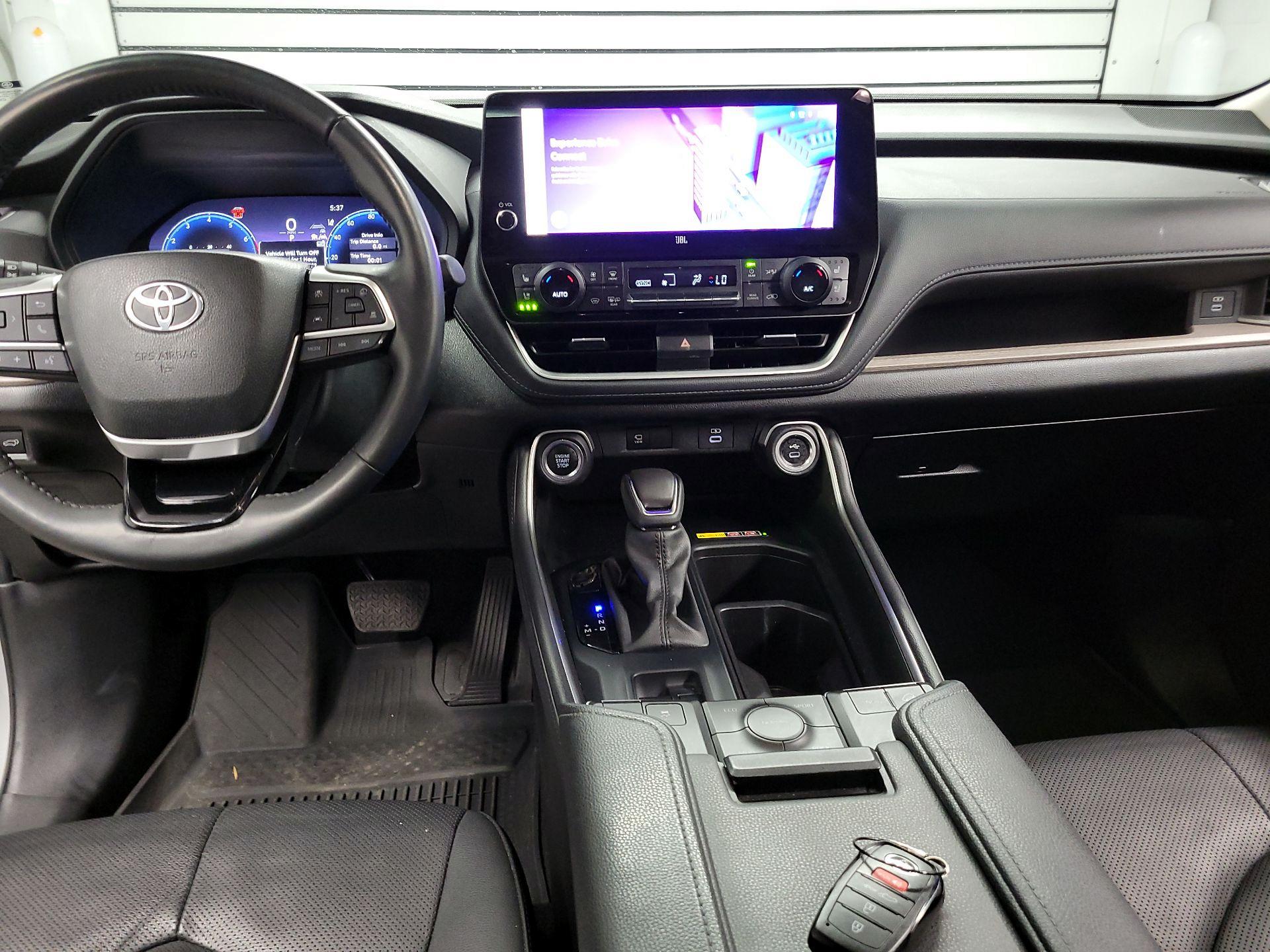 Thumbnail: 2024 Toyota Grand Highlander - 9