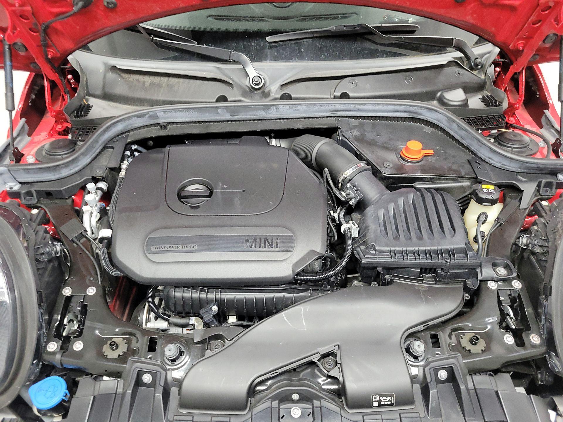 Thumbnail: 2021 MINI Cooper Hardtop - 17