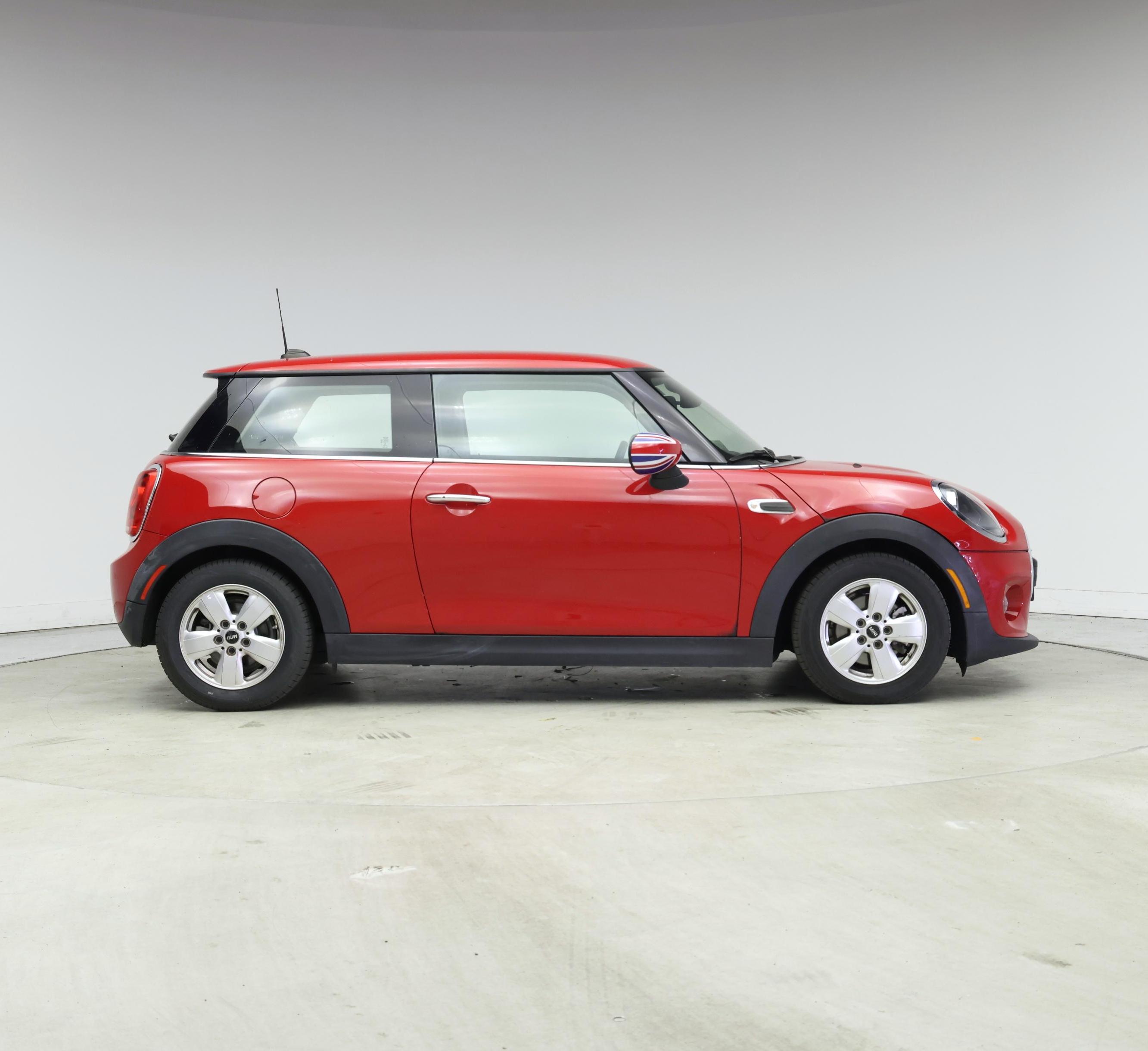 Thumbnail: 2021 MINI Cooper Hardtop - 7
