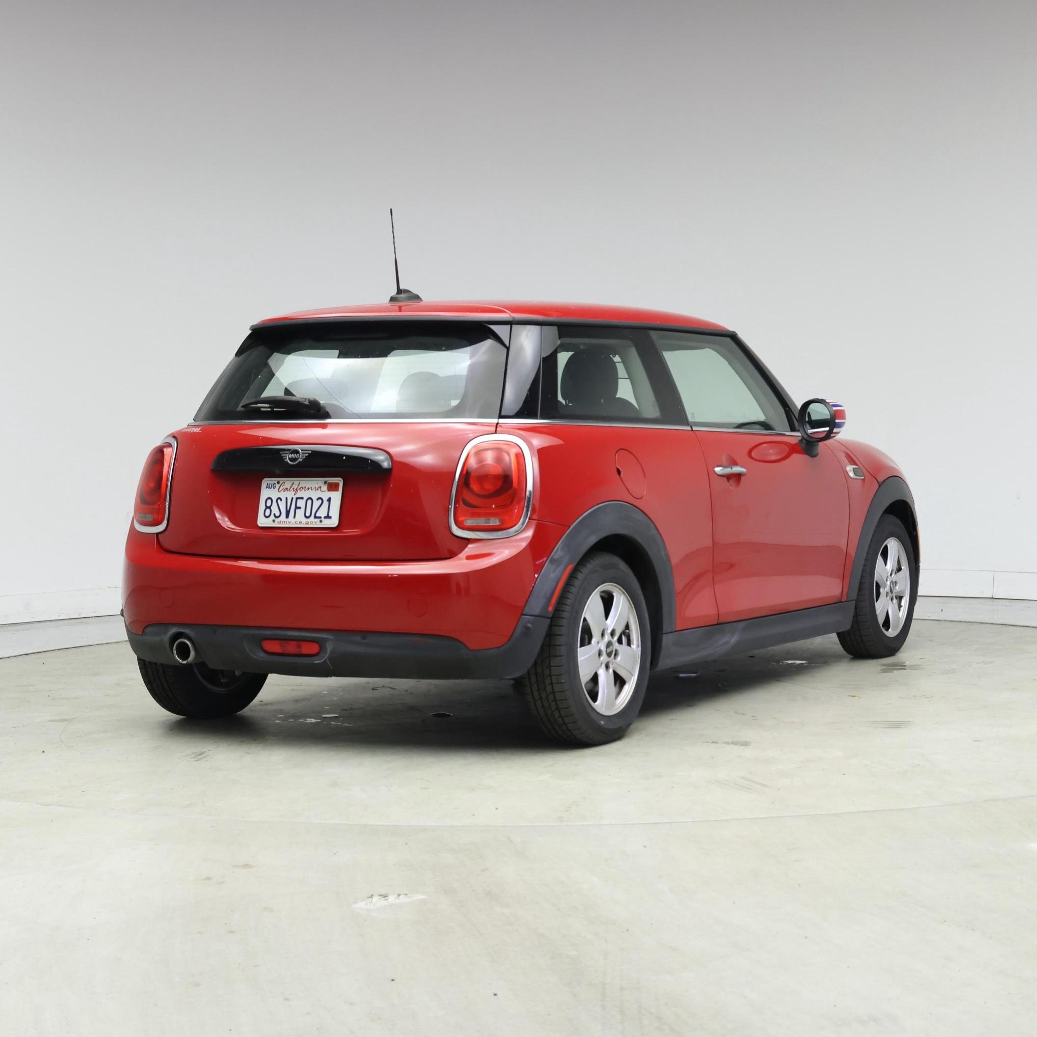 Thumbnail: 2021 MINI Cooper Hardtop - 8
