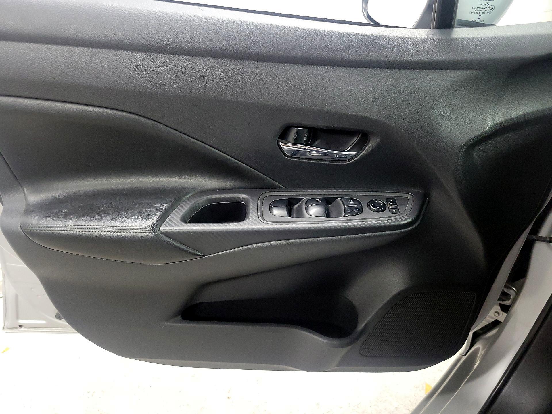 Thumbnail: 2020 Nissan Versa - 12