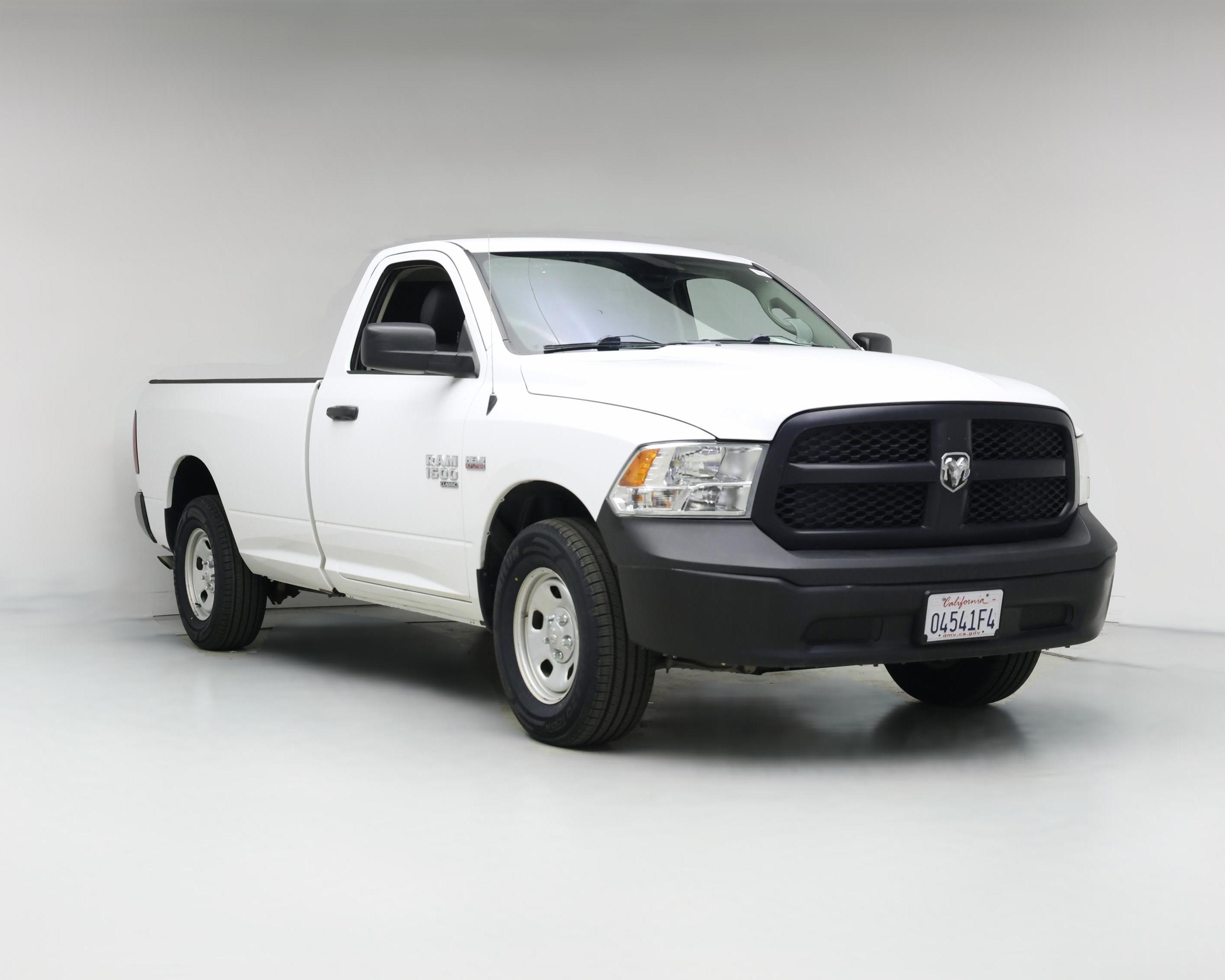 Thumbnail: 2020 RAM 1500 Classic - 1