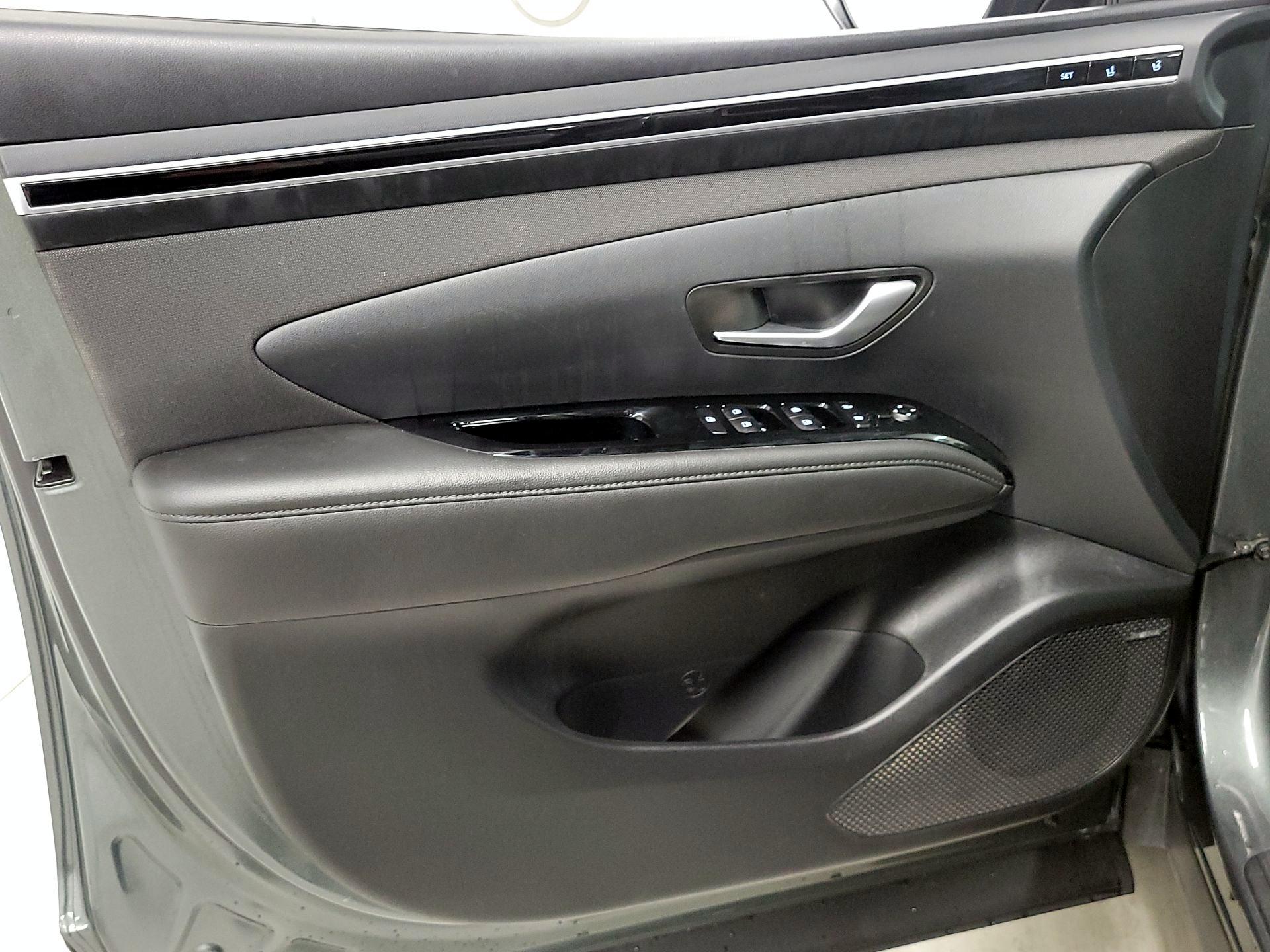 Thumbnail: 2023 Hyundai Tucson - 12