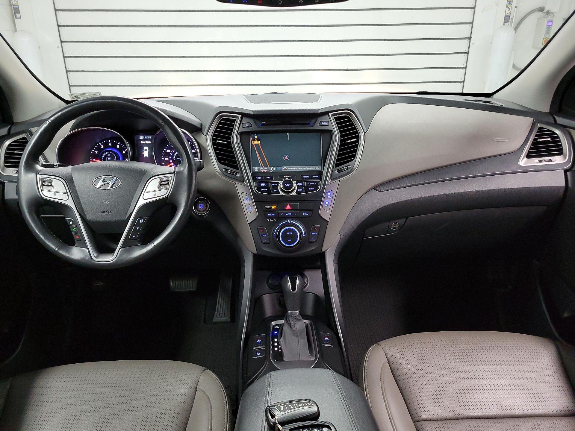 Thumbnail: 2016 Hyundai Santa Fe - 9