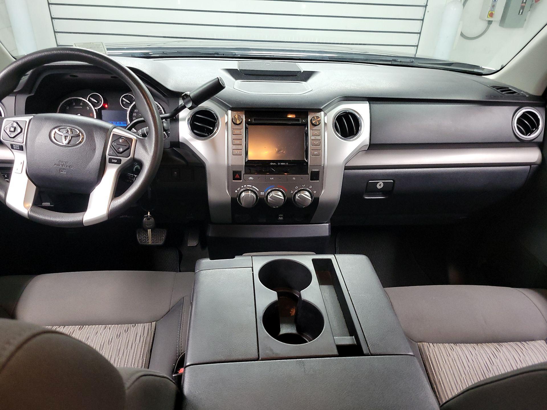 Thumbnail: 2016 Toyota Tundra - 9