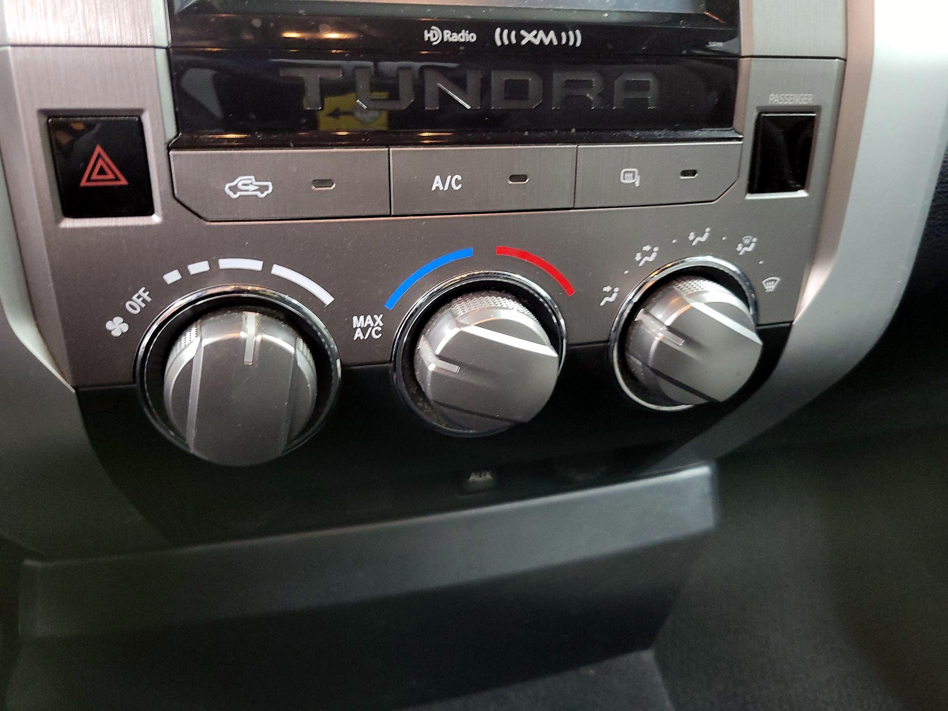 Thumbnail: 2016 Toyota Tundra - 15