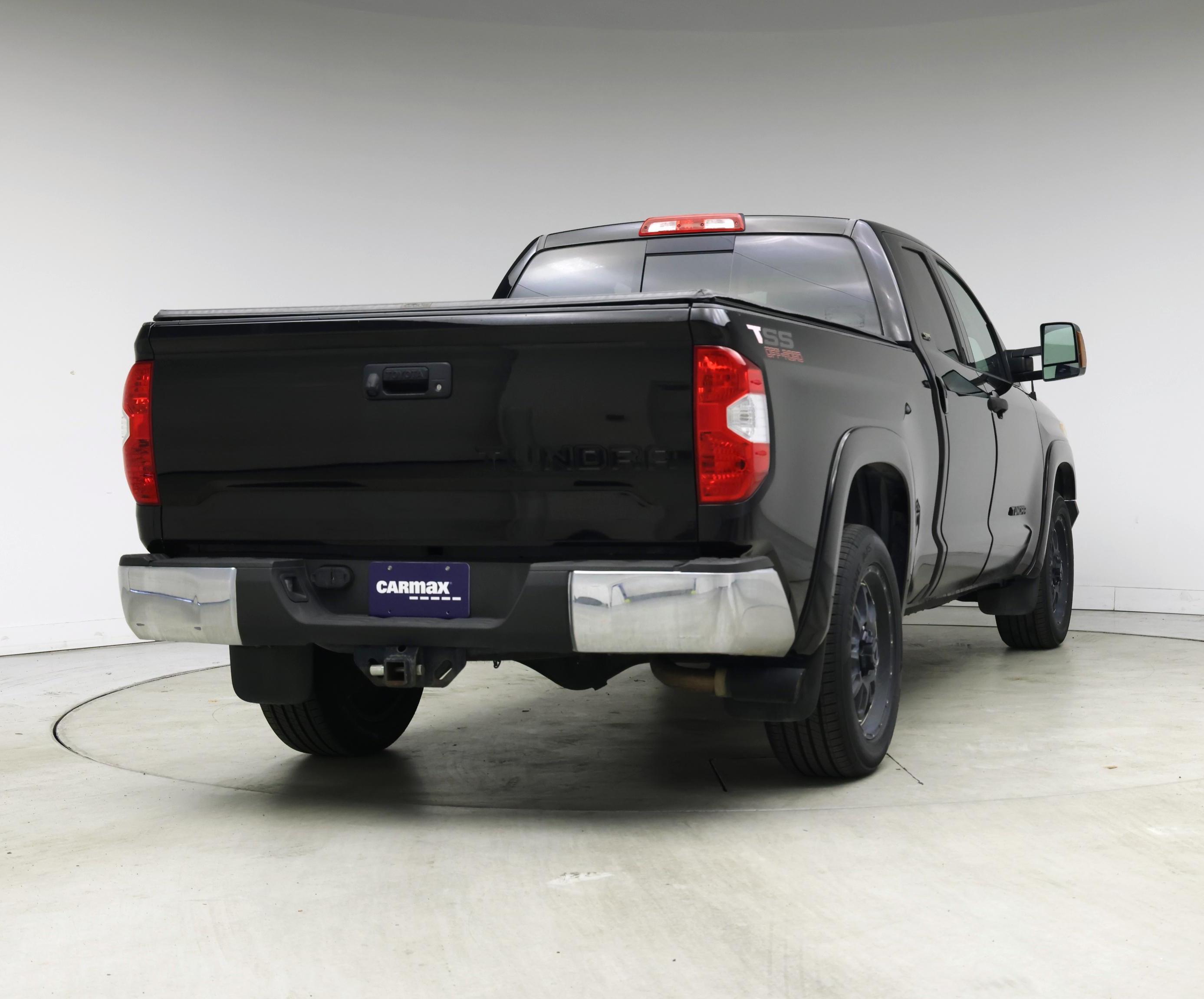 Thumbnail: 2016 Toyota Tundra - 8