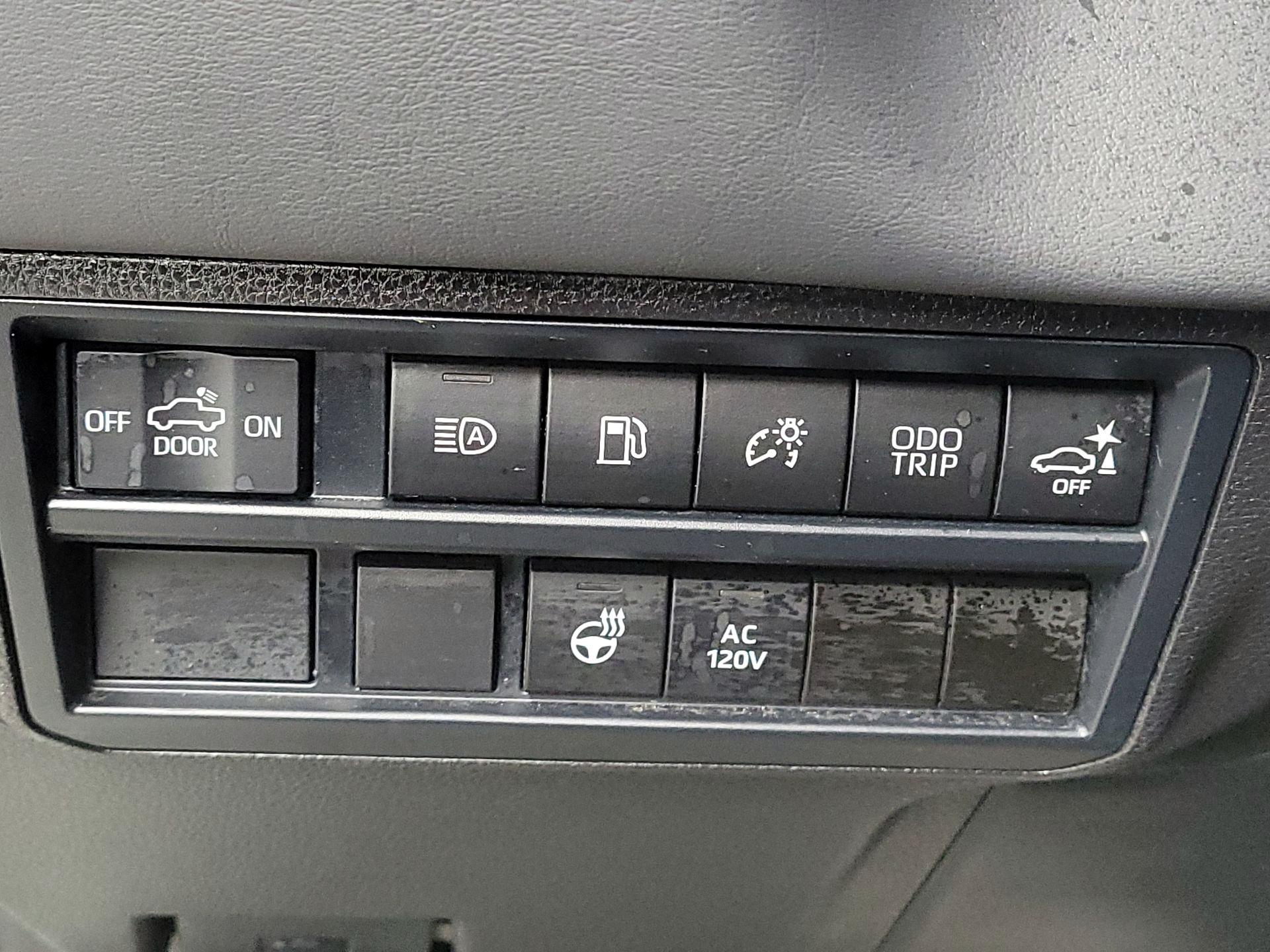 Thumbnail: 2024 Toyota Tundra - 13