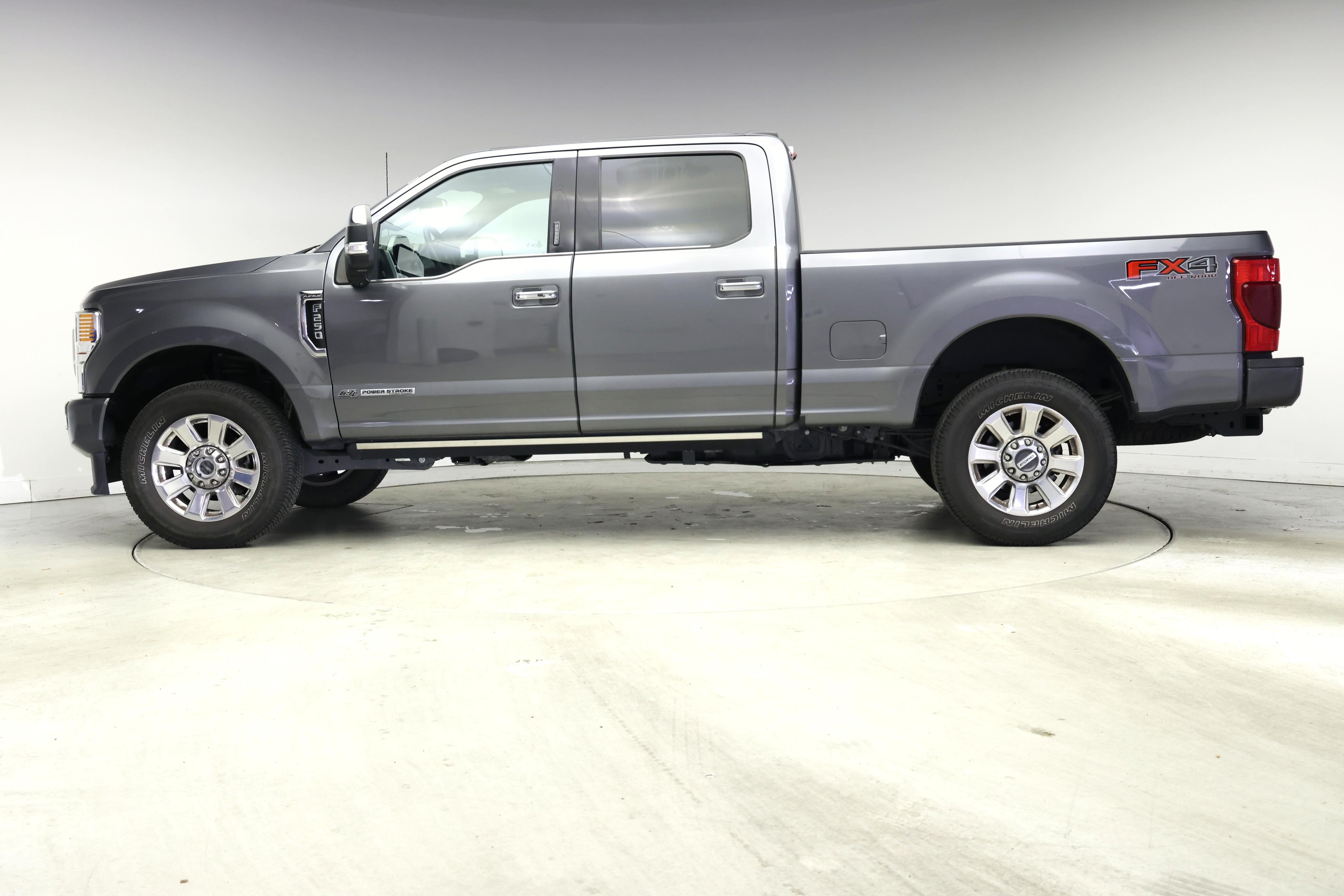 Thumbnail: 2022 Ford F-250 - 3