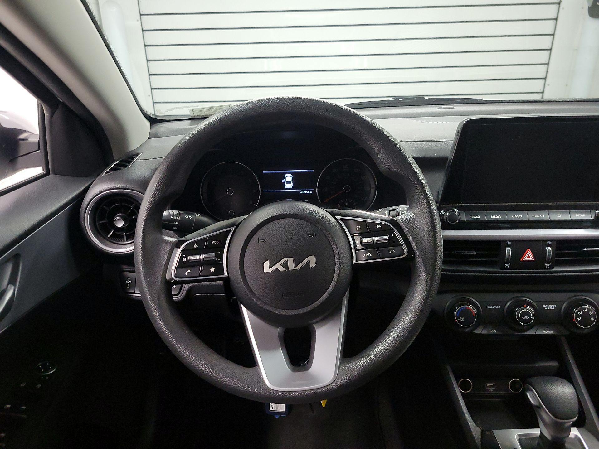 Thumbnail: 2023 Kia Forte - 10