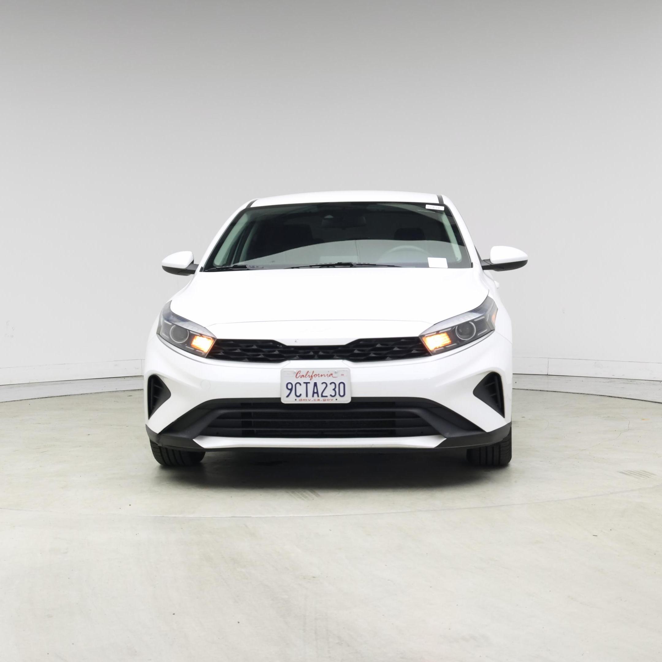 Thumbnail: 2023 Kia Forte - 5