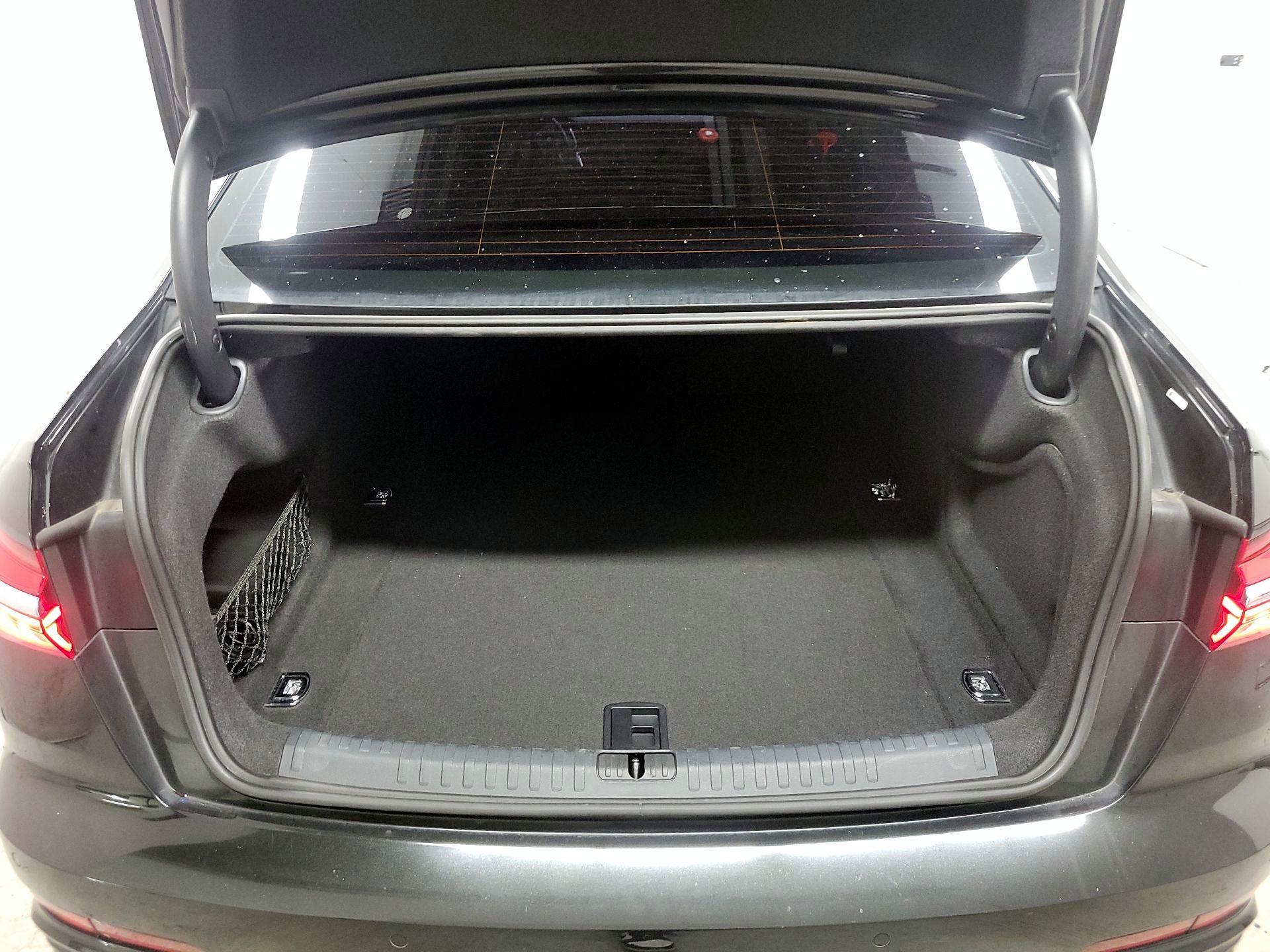 Thumbnail: 2019 Audi A6 - 18