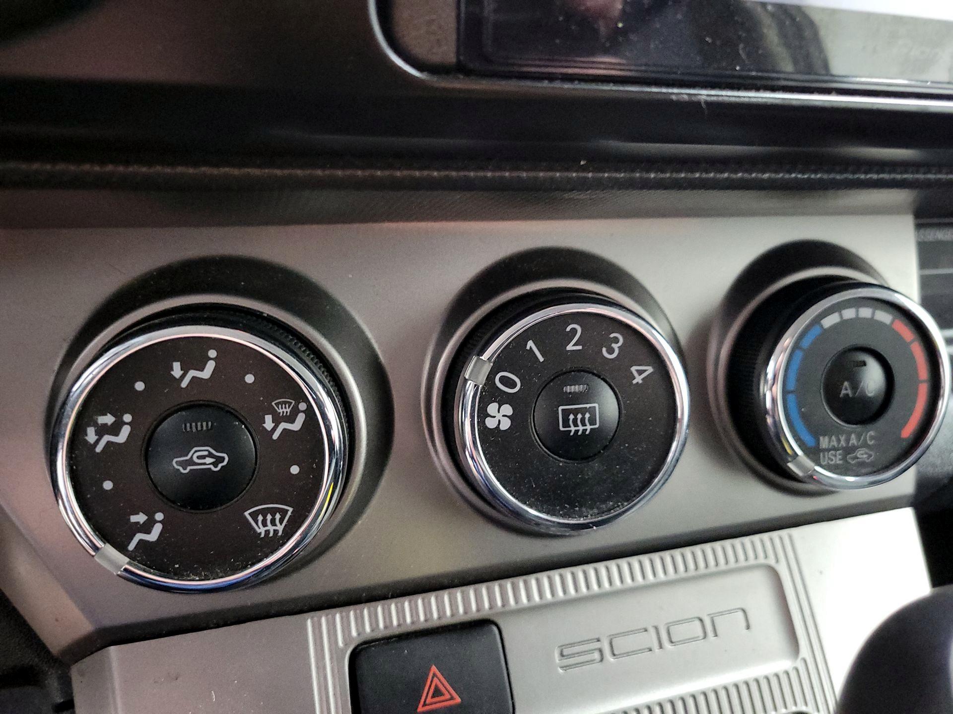 Thumbnail: 2014 Scion xB - 15