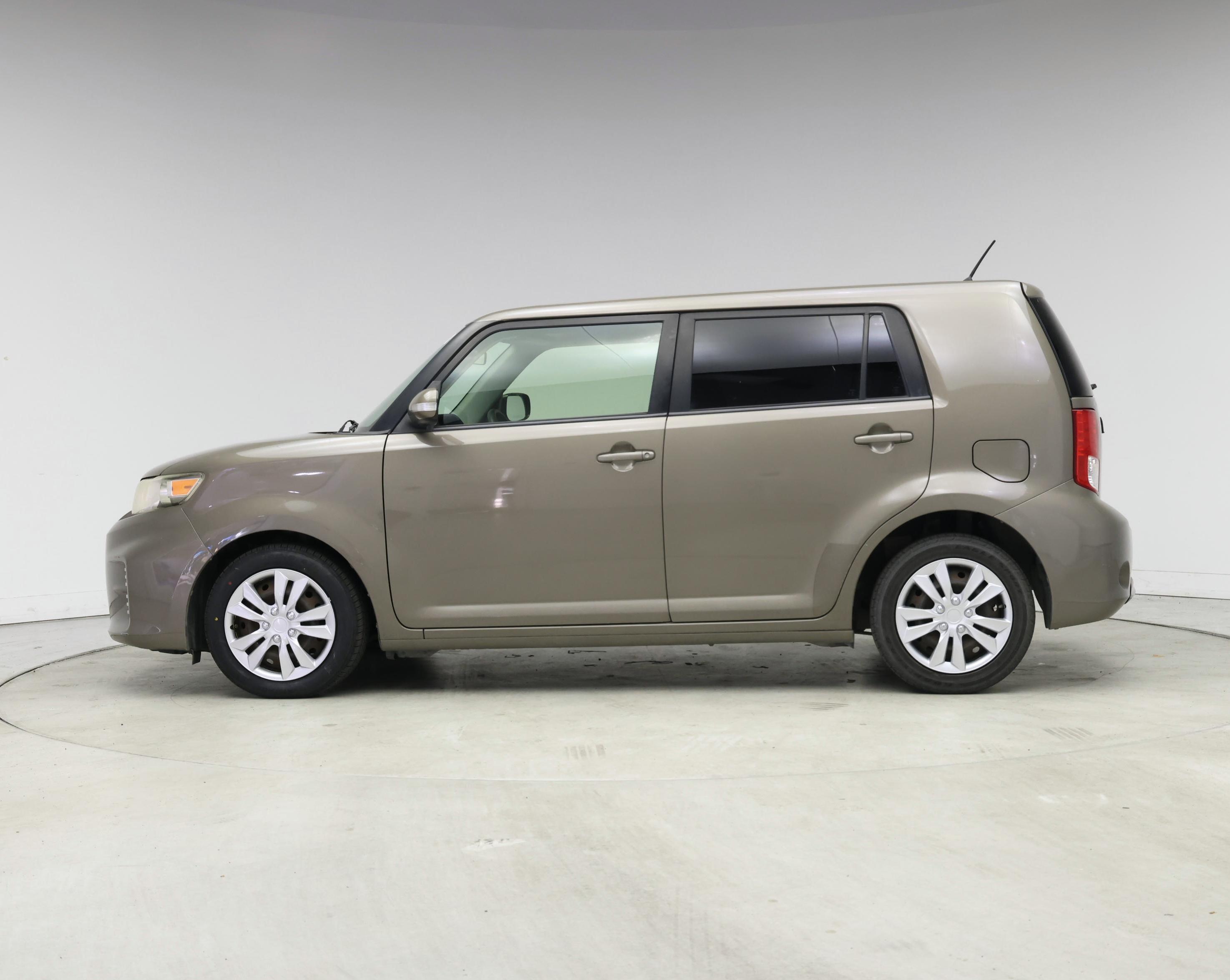 Thumbnail: 2014 Scion xB - 3