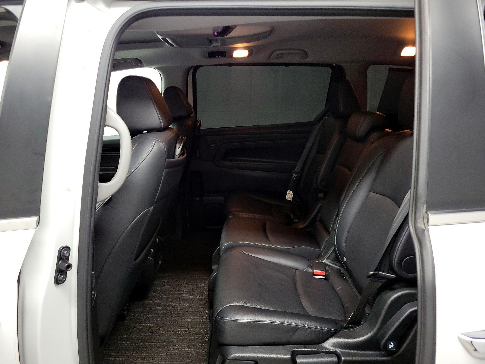 Thumbnail: 2023 Honda Odyssey - 16