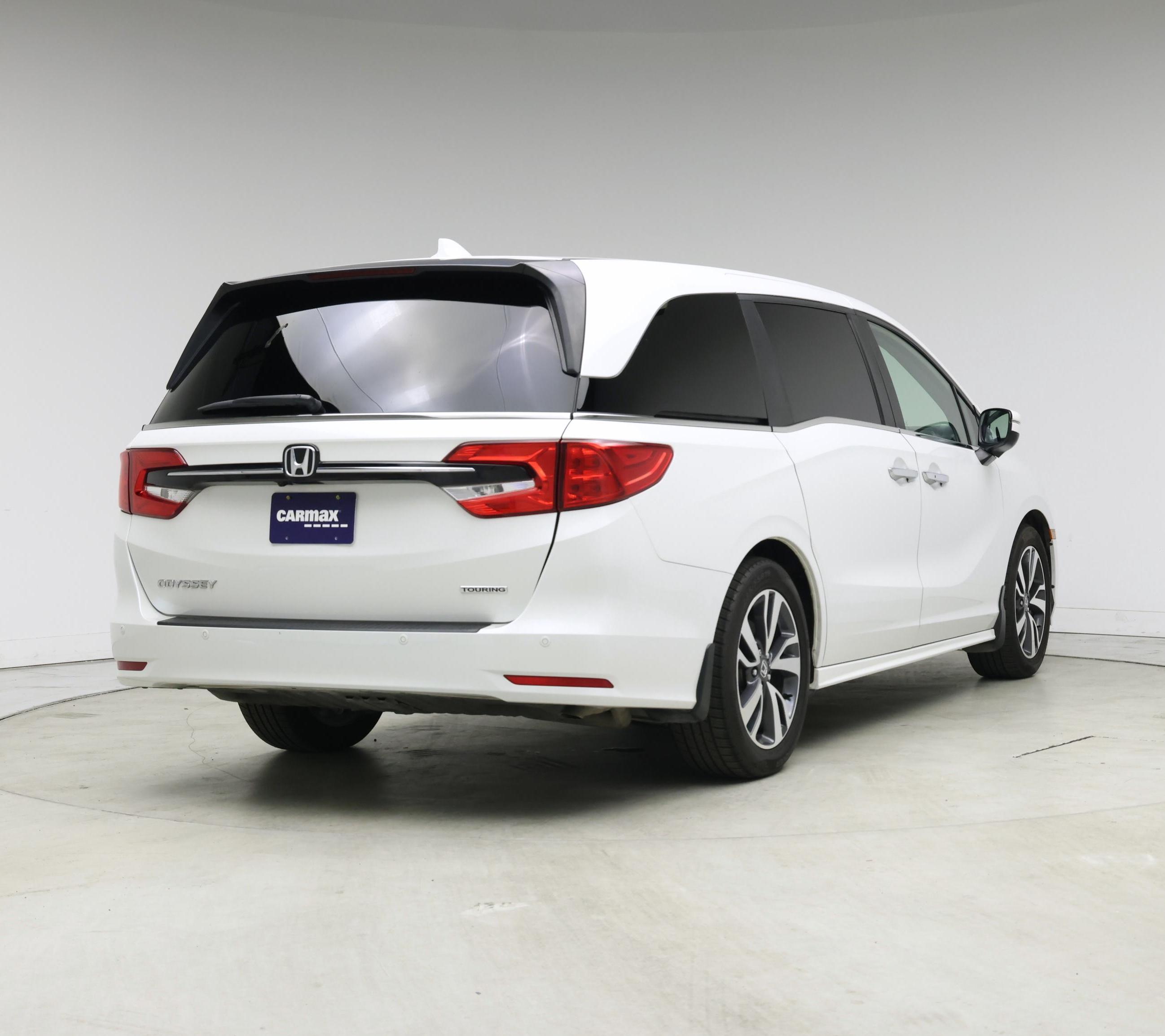 Thumbnail: 2023 Honda Odyssey - 8