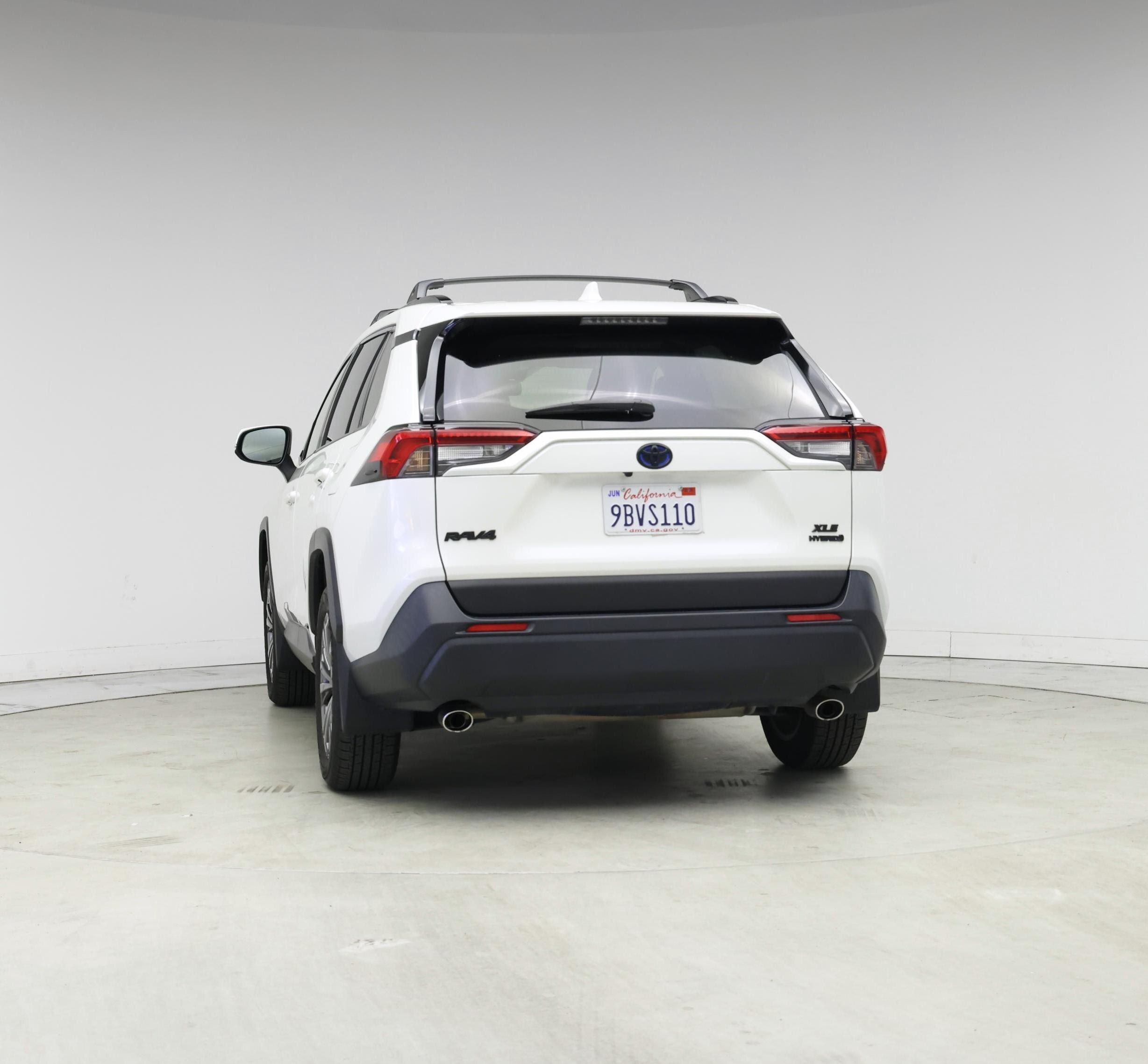 Thumbnail: 2022 Toyota RAV4 - 6