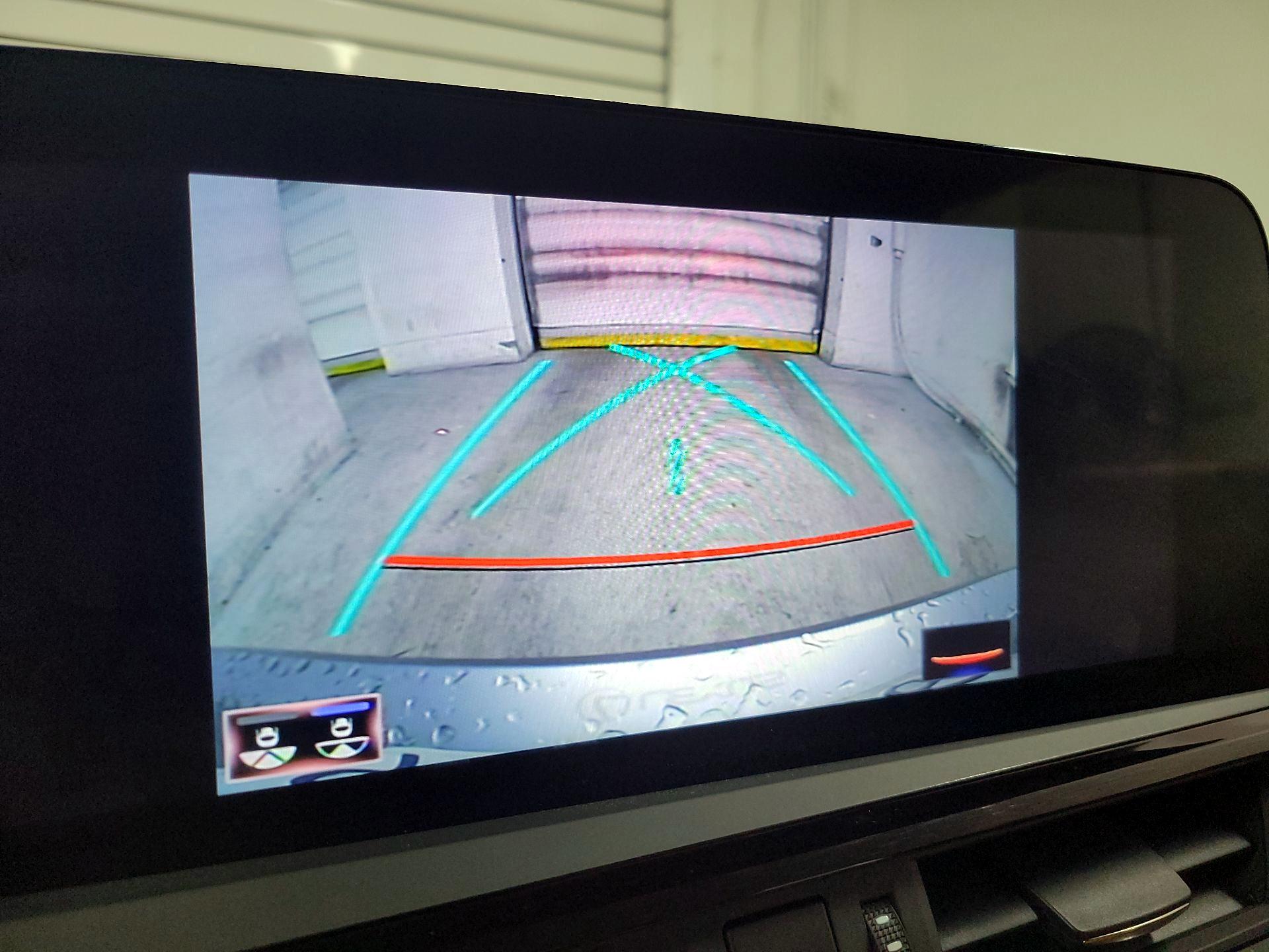 Thumbnail: 2022 Lexus ES - 13