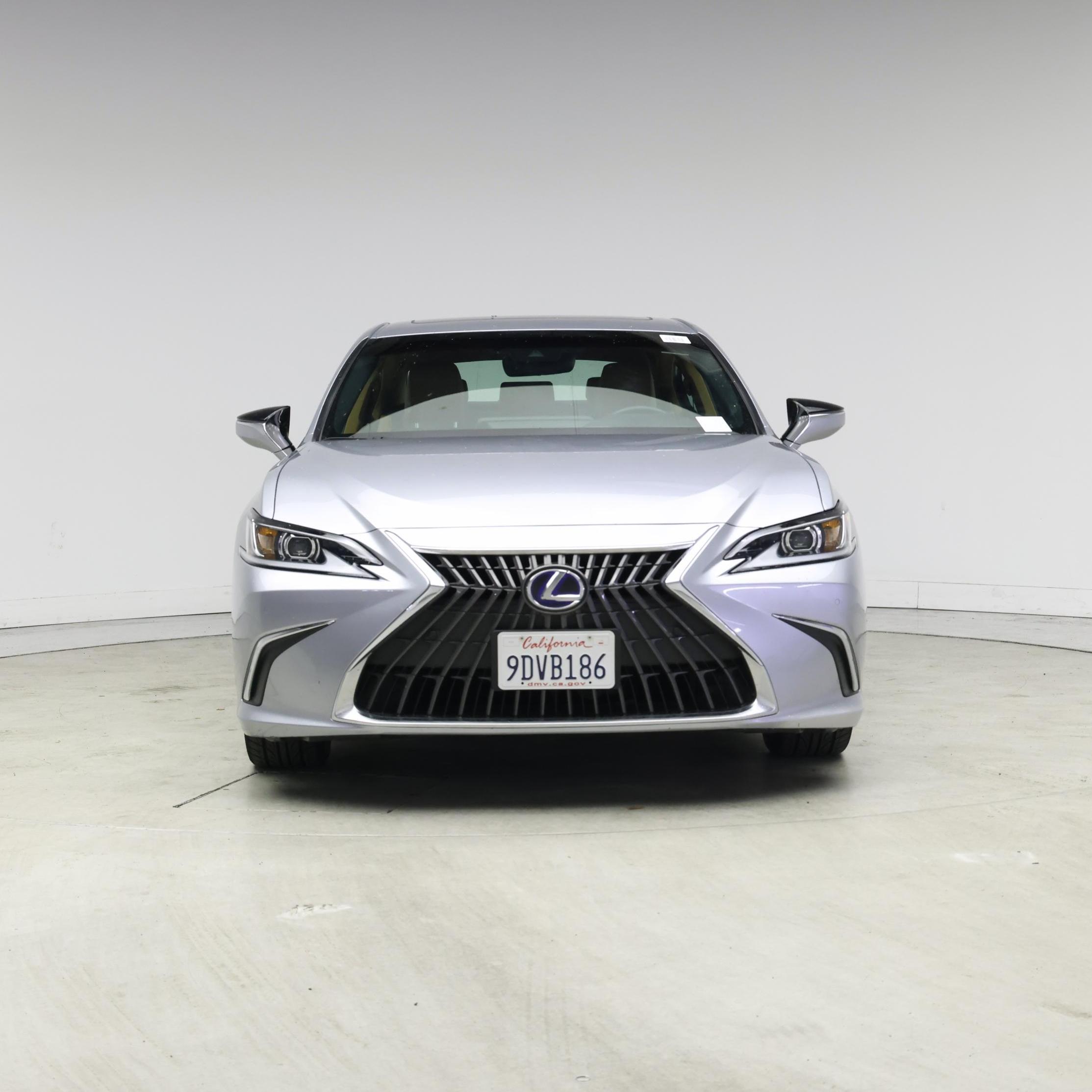 Thumbnail: 2022 Lexus ES - 5