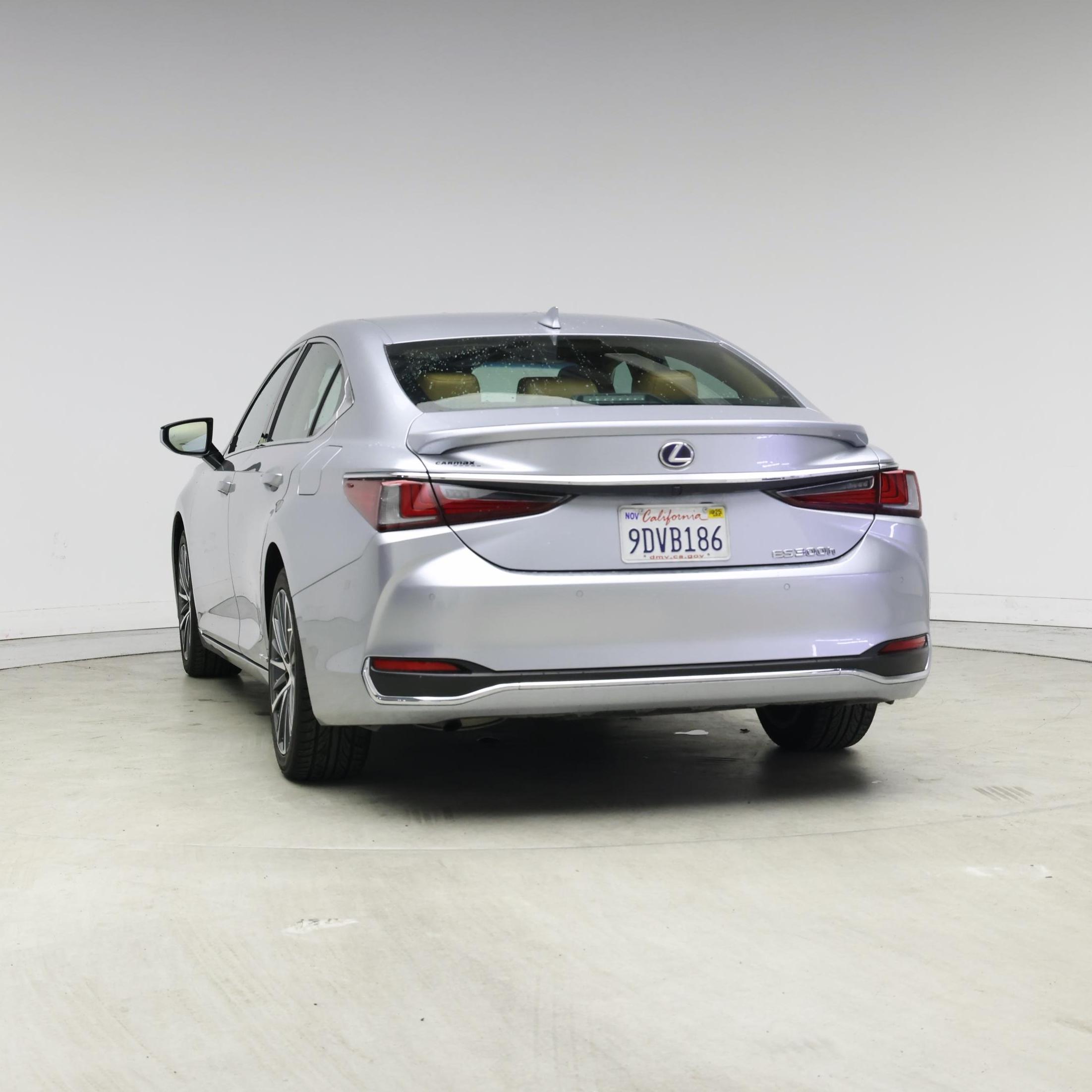 Thumbnail: 2022 Lexus ES - 6